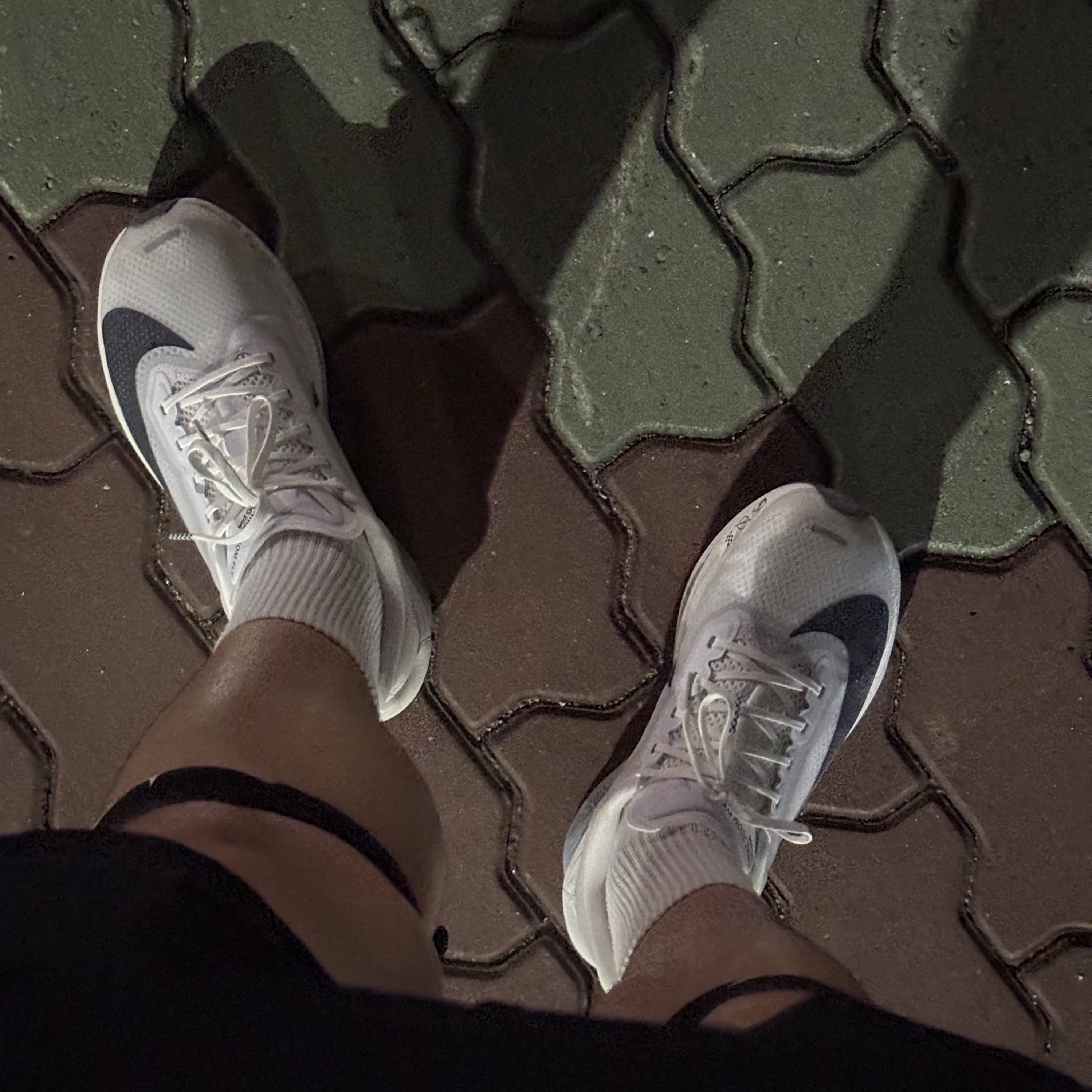 Nike Zoom Fly 6 White Pure Platinum 착용 스타일