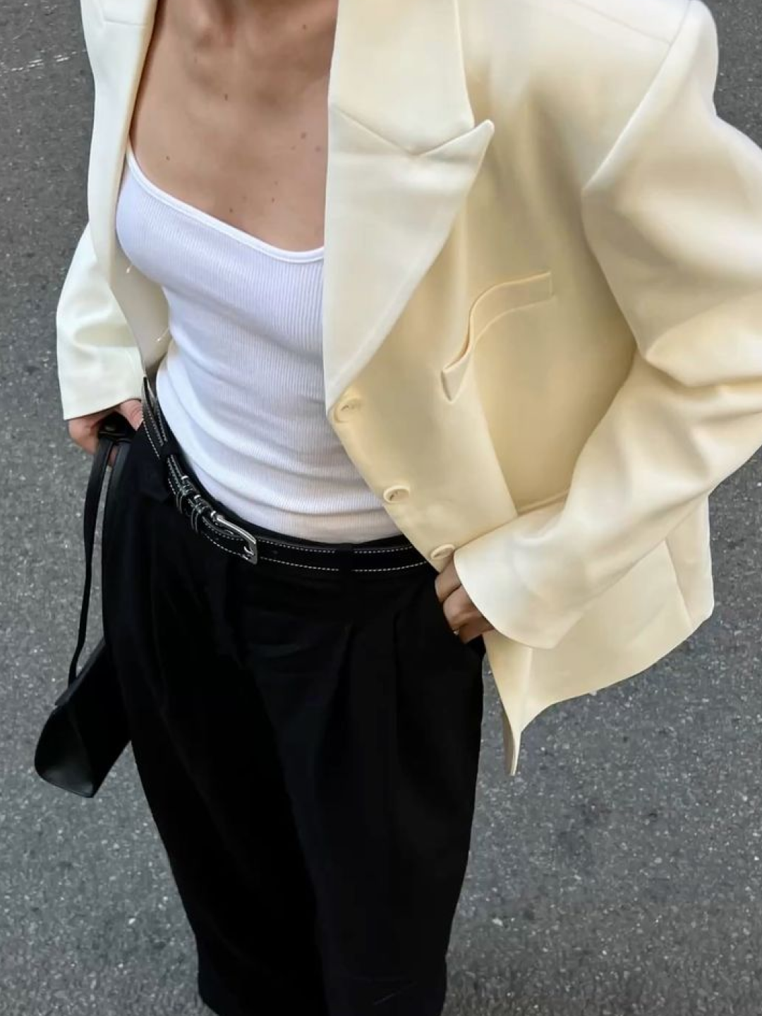 zeezeezee Suede Jacket Camel, (W) Max Mara Beatrice Blazer Black 착용 스타일 - 2