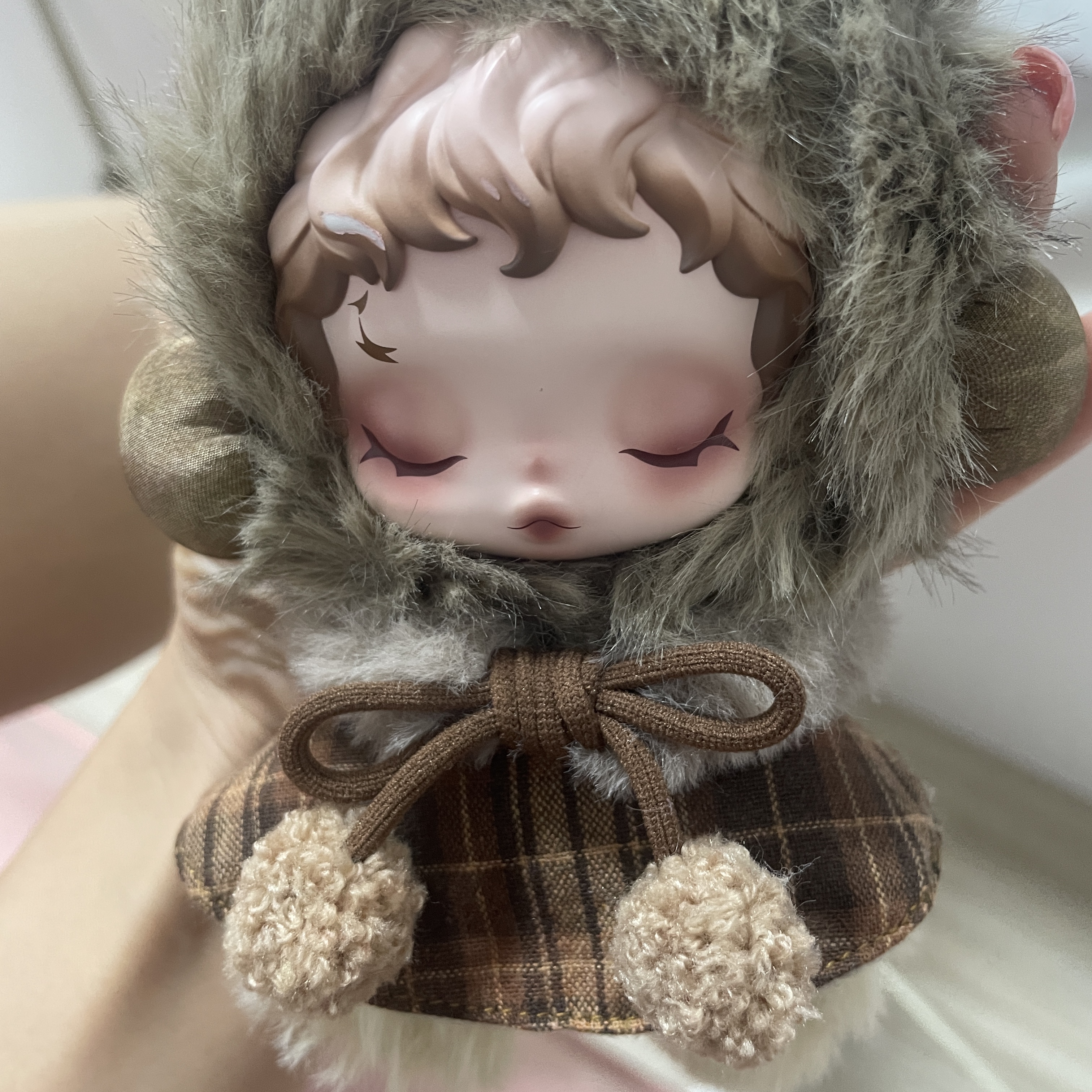 Pop Mart Skullpanda L’Impressionnisme Series Plush Doll Teakwood (Opened Case) 착용 스타일 - 1