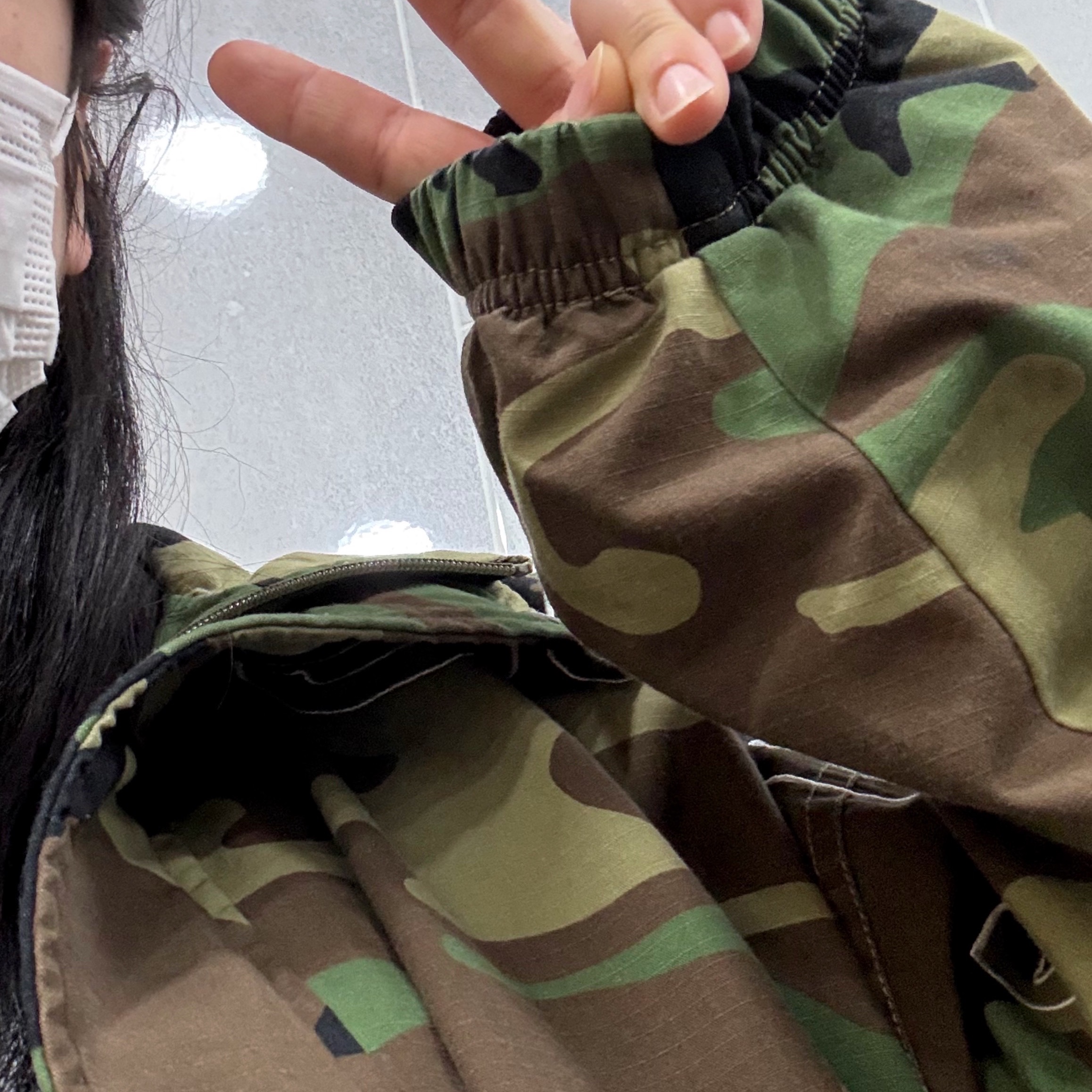 Supreme Spellout Embroidered Ripstop Track Jacket Woodland Camo - 25FW 착용 스타일 - 2