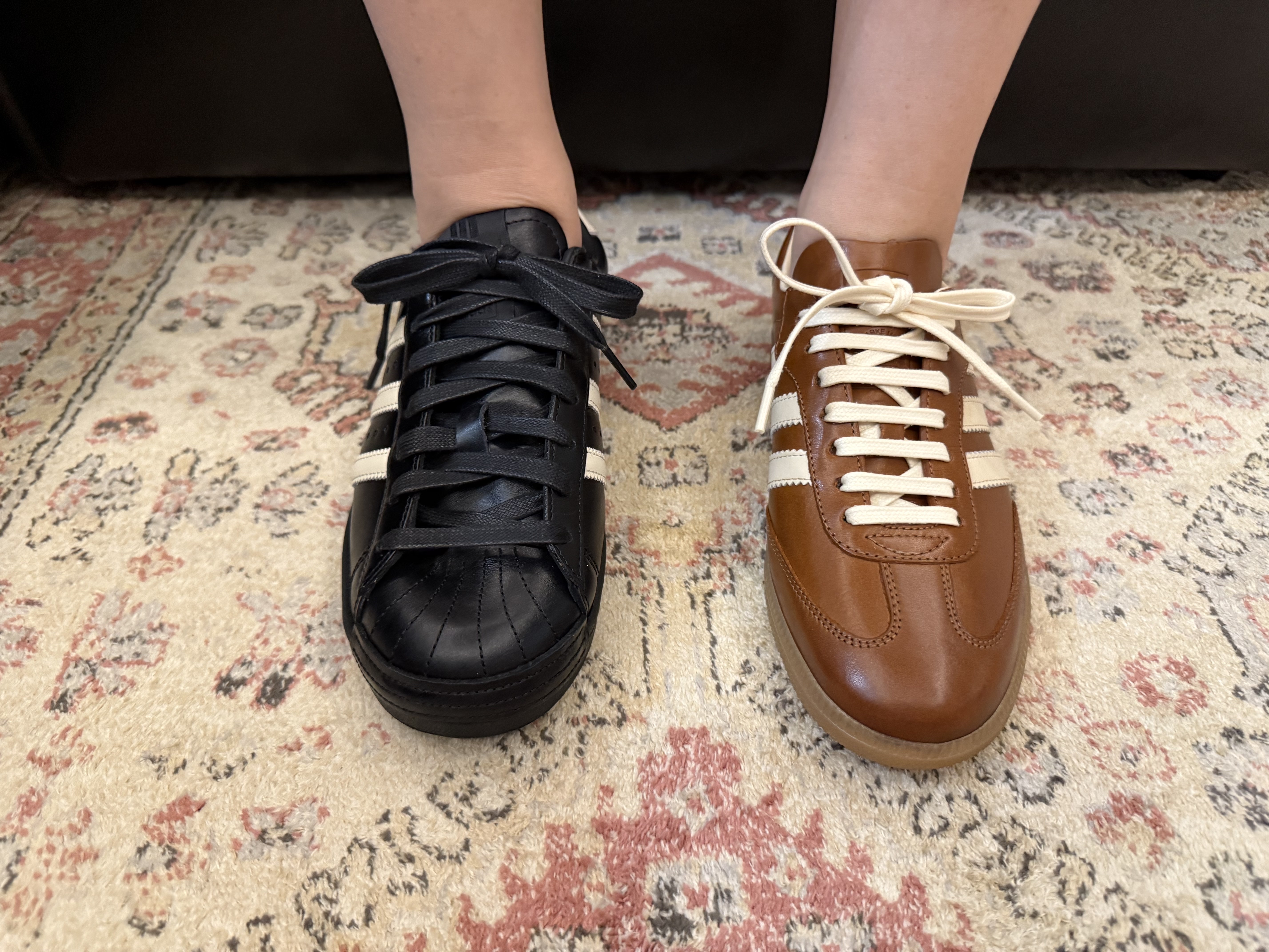 Adidas x Kith Superstar Vintage MIG Black White, Adidas Samba OG Made in Italy Brown Wonder White 착용 스타일 - 3