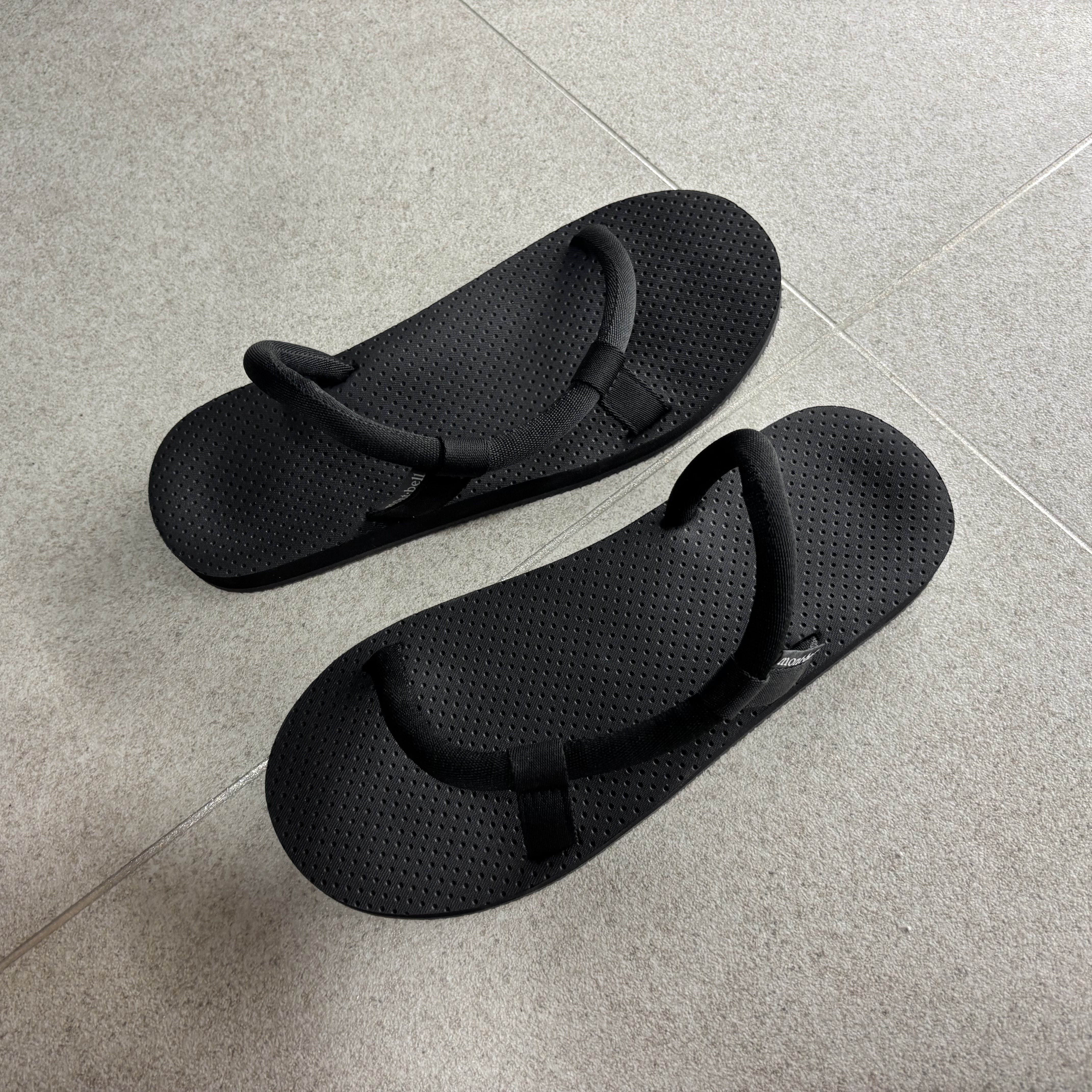 Montbell Sock-On Sandals Black - 25SS 착용 스타일
