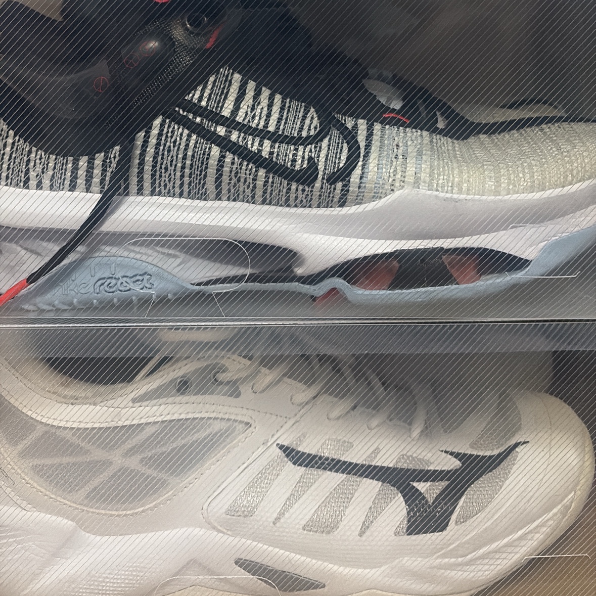 Nike Air Zoom Alphafly Next% 3 Sail Black, Adidas Adizero Adios Pro 4 Cloud White Core Black 착용 스타일 - 3