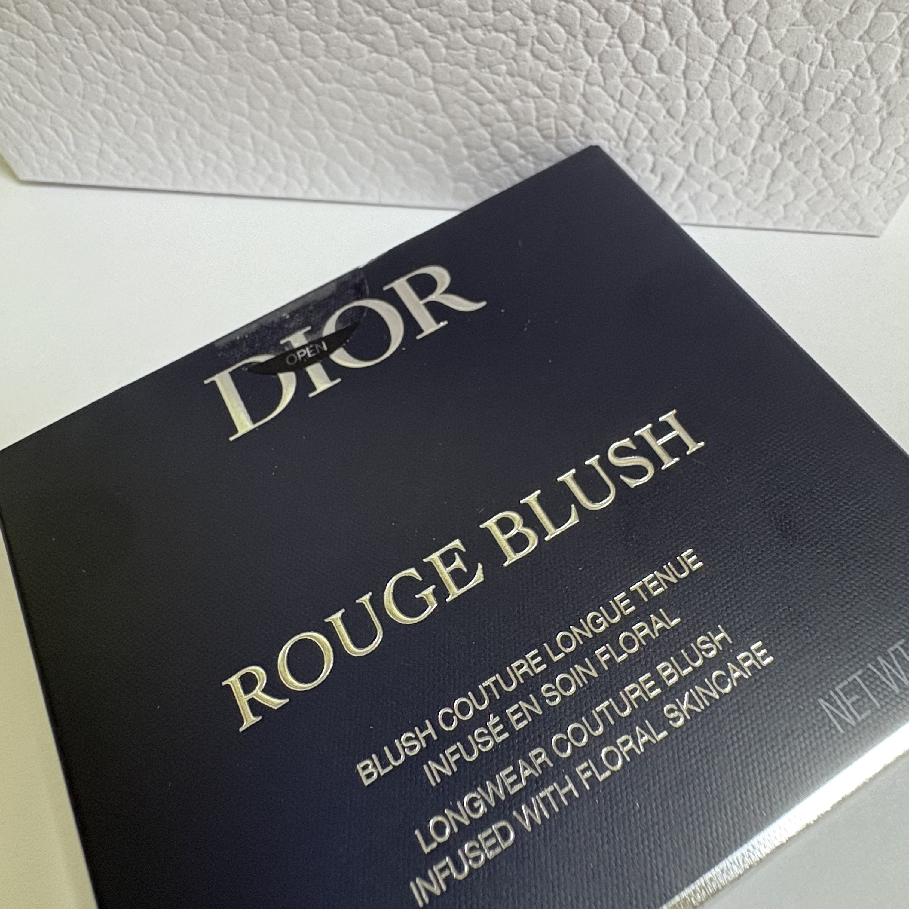 Dior Rouge Blush Flower Collection 732 Peach Corolle 착용 스타일