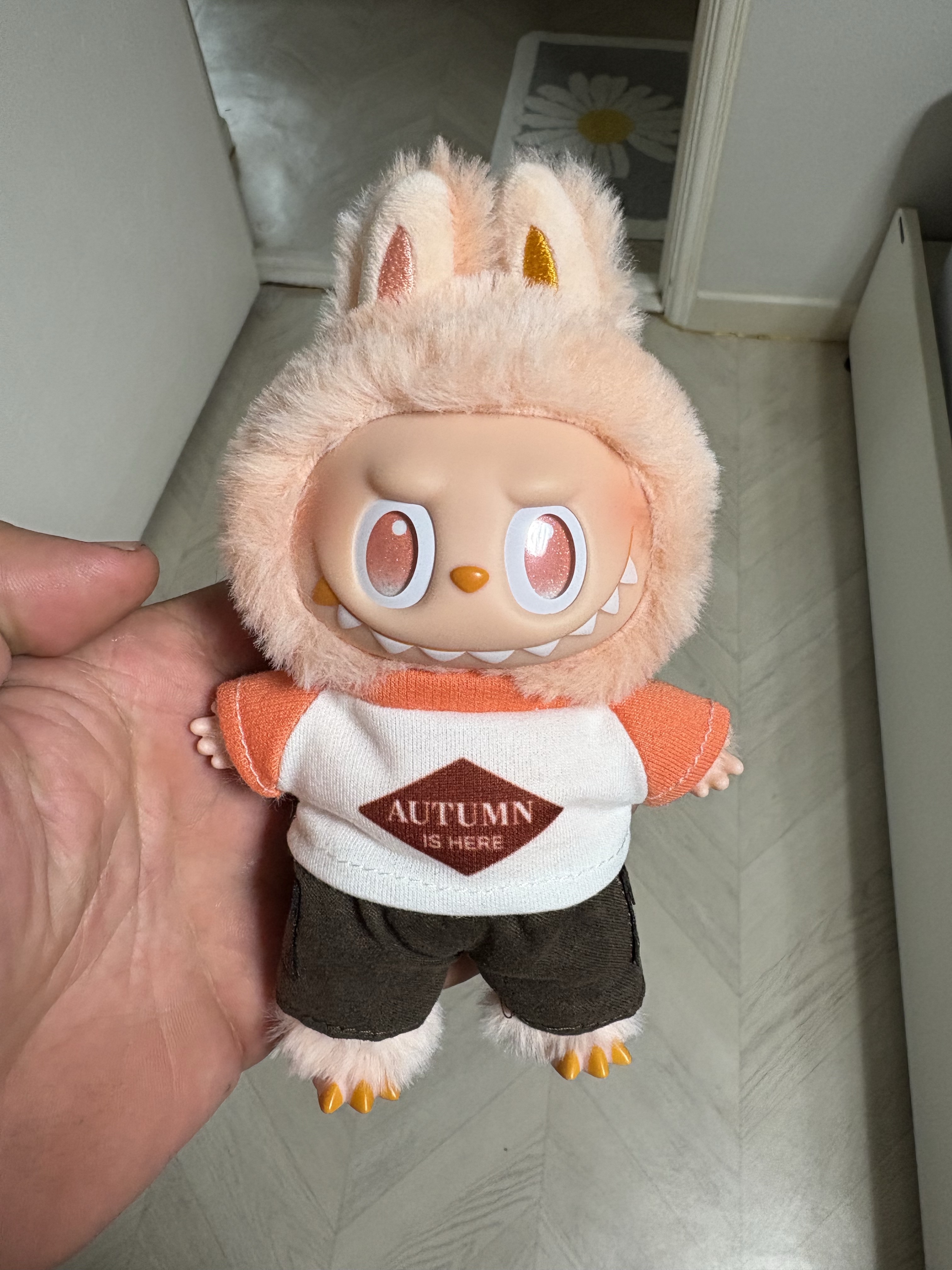 Pop Mart Labubu The Monsters Highlight Series Happiness Keyring (Opened Case) 착용 스타일