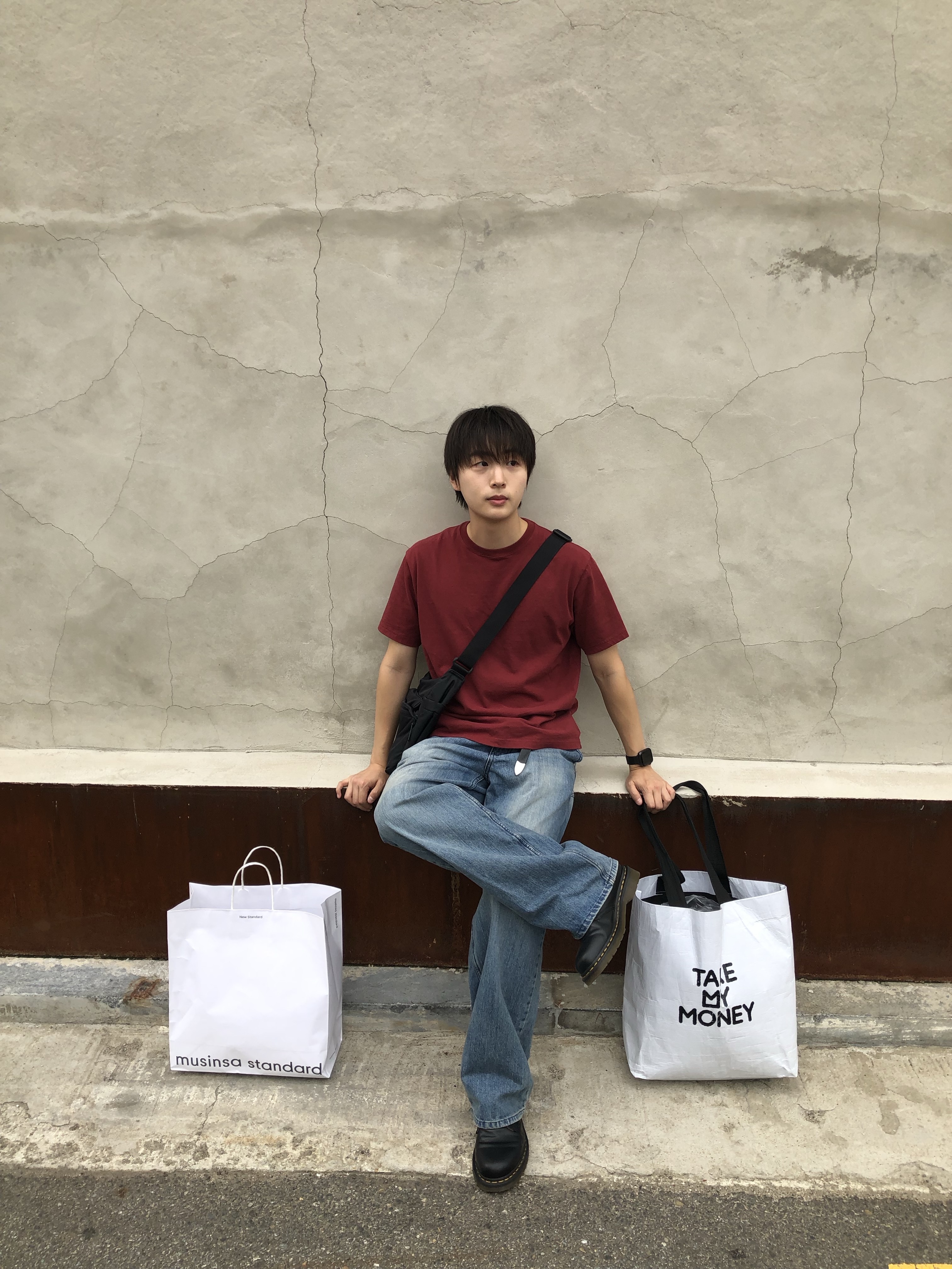 Dr. Martens 1461 Smooth Black 착용 스타일 - 1