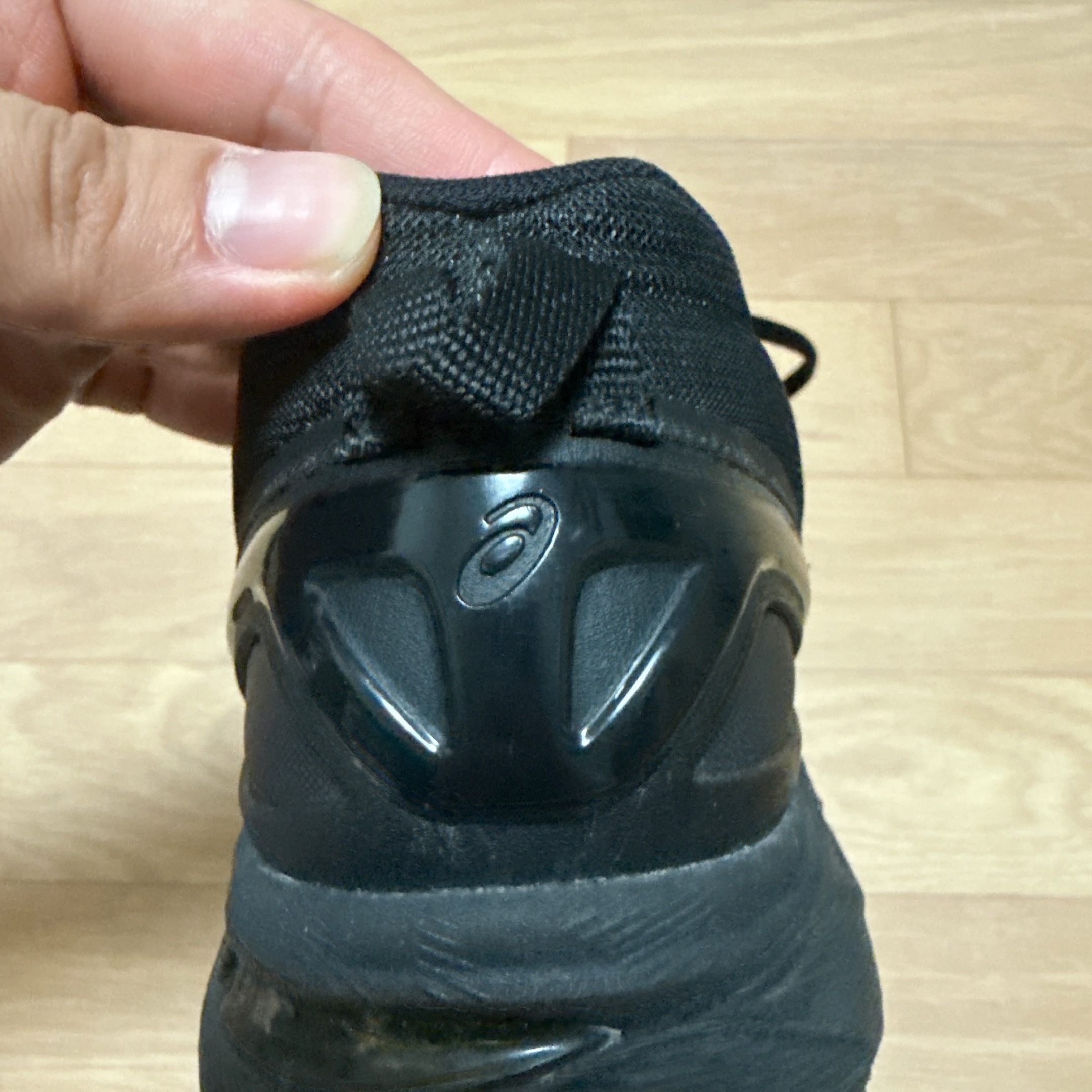 Asics x Kiko Kostadinov Gel-Burz 1 Black 착용 스타일 - 4