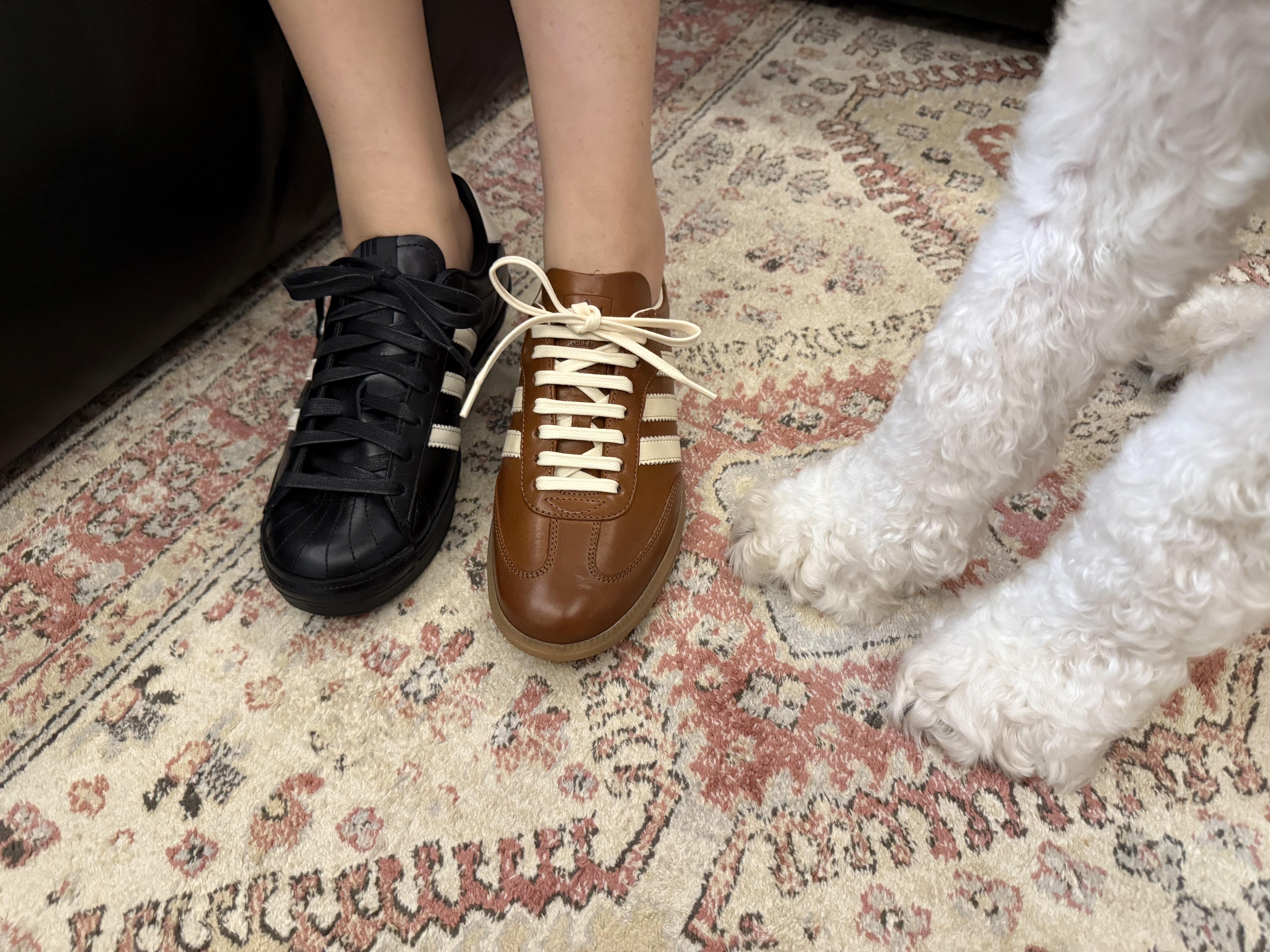 Adidas x Kith Superstar Vintage MIG Black White, Adidas Samba OG Made in Italy Brown Wonder White 착용 스타일 - 1