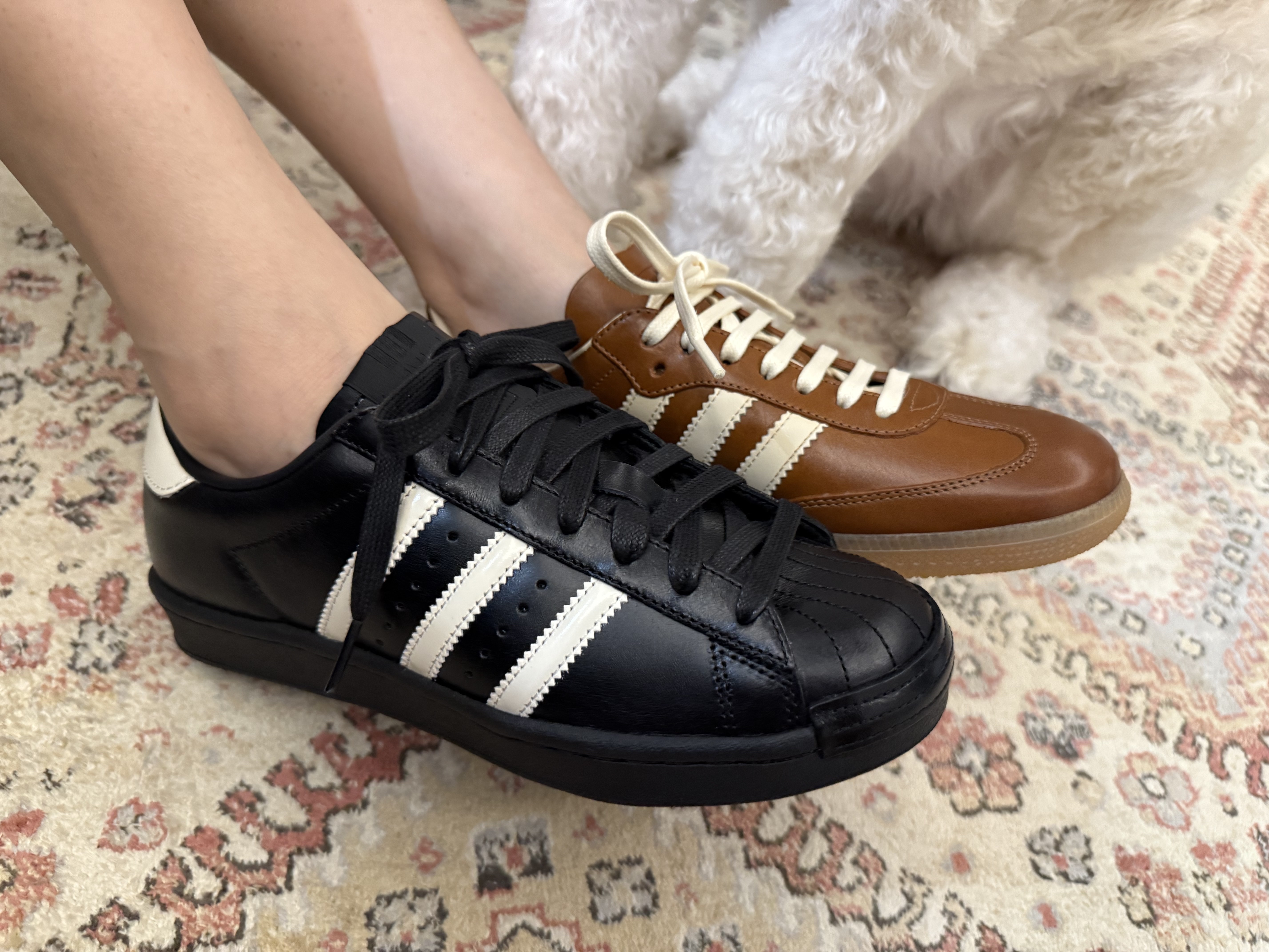 Adidas x Kith Superstar Vintage MIG Black White, Adidas Samba OG Made in Italy Brown Wonder White 착용 스타일 - 2