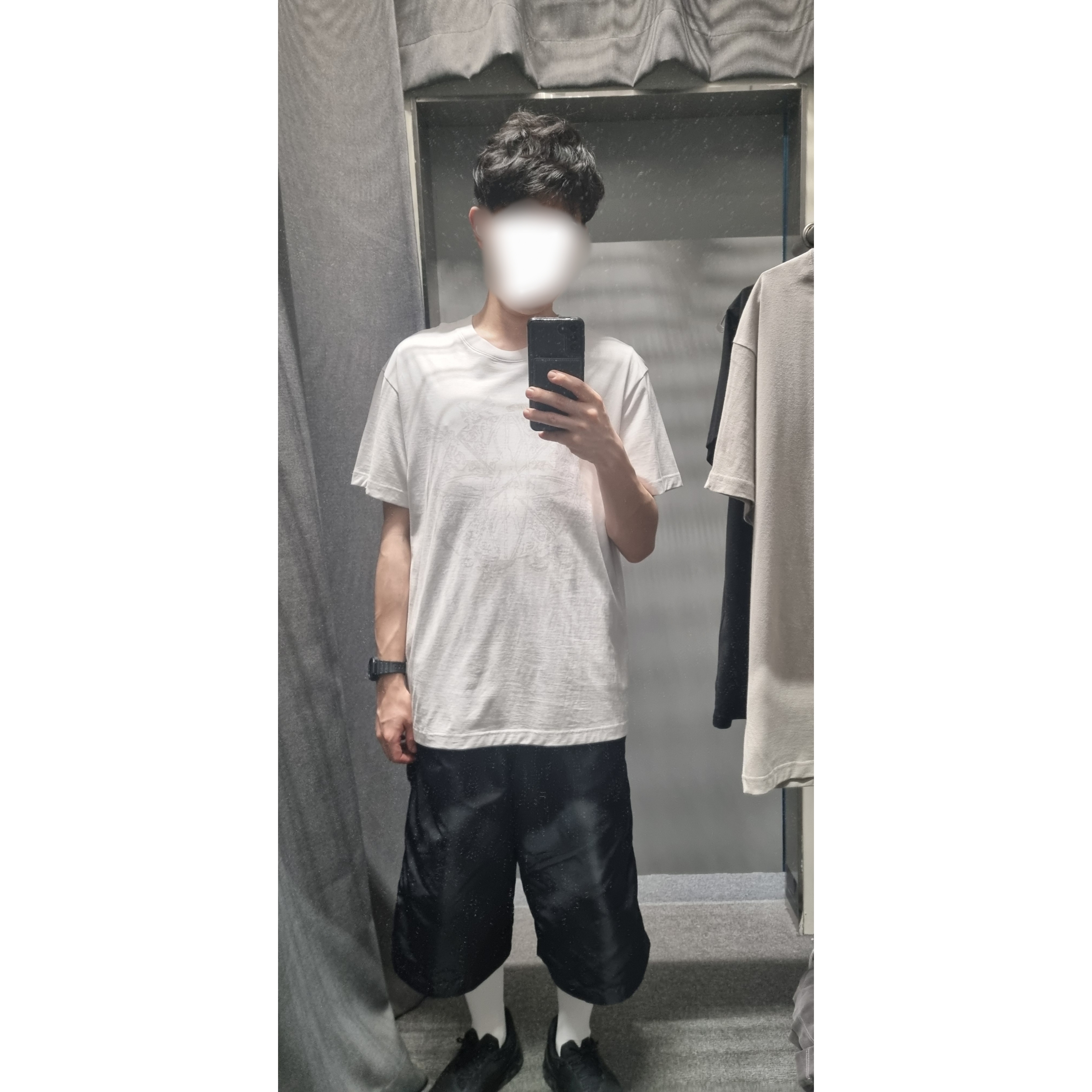 Sansan Gear Cordyceps T-Shirt White - 25SS, MJD Re-Nylon Wide Carpenter Bermuda Pants Black 착용 스타일 - 1