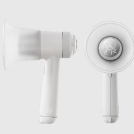 [QWER] OFFICIAL LIGHT STICK CRADLE SET 착용 스타일