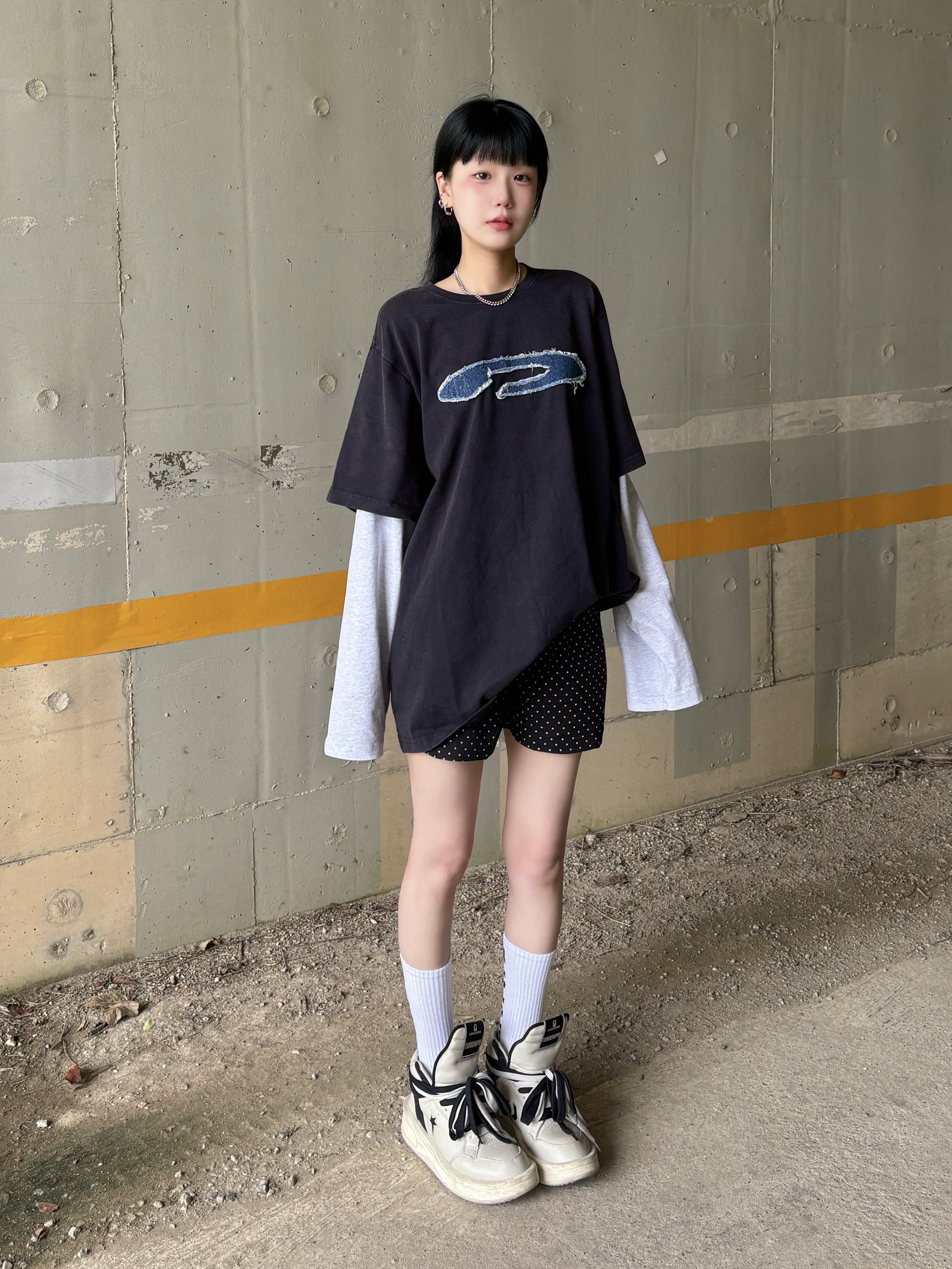 THRASHER (3Pack) Magazine Logo Crew Socks White, Converse x Drkshdw Turbowpn Pelican 착용 스타일 - 3