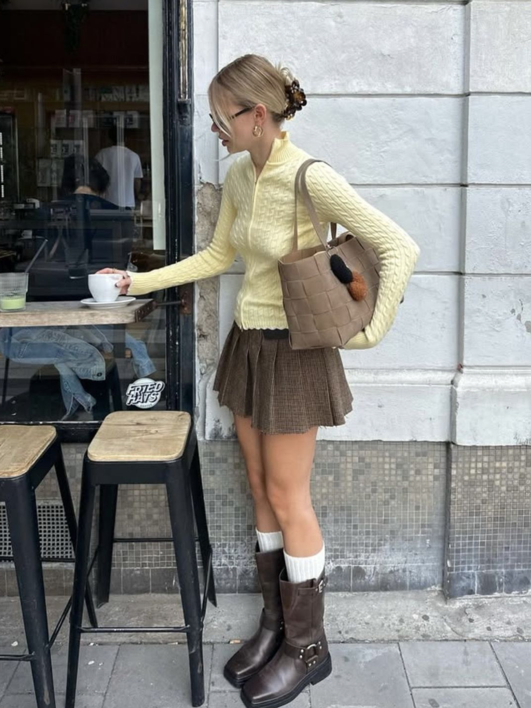 Don't Ask My Plan Balloon Mini Wrap Skirt - White, (W) Prada Houndstooth Logo Belt Pleated Mini Skirt Camel Brown 착용 스타일 - 2
