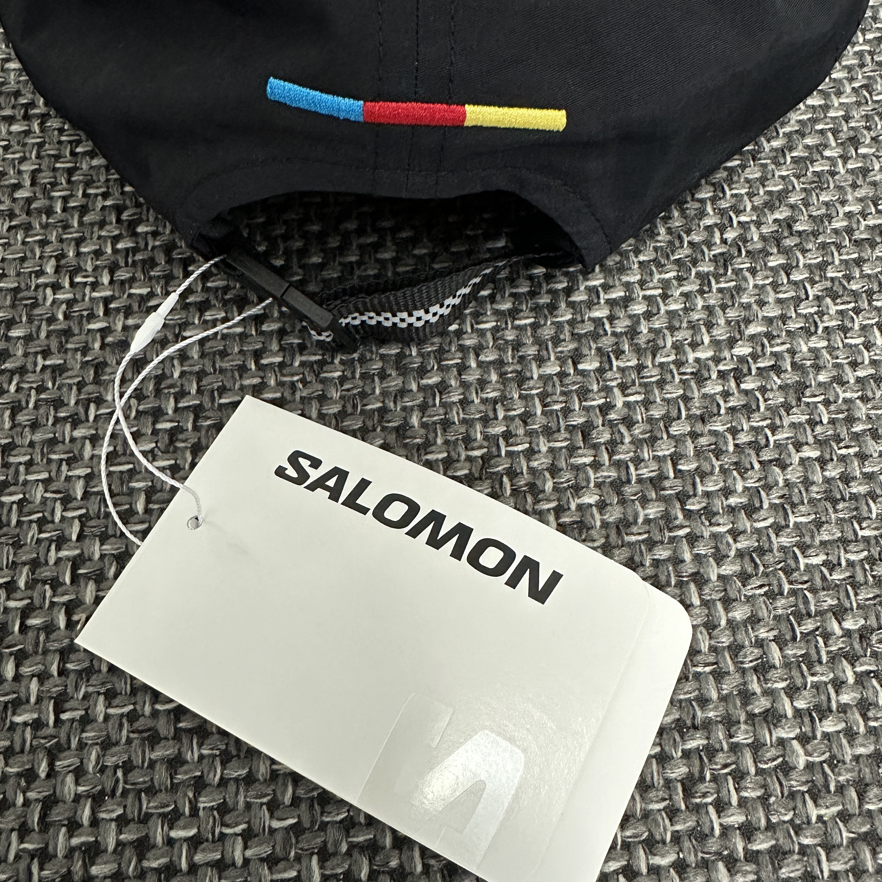 Salomon Primary Ball Cap Black 착용 스타일 - 2