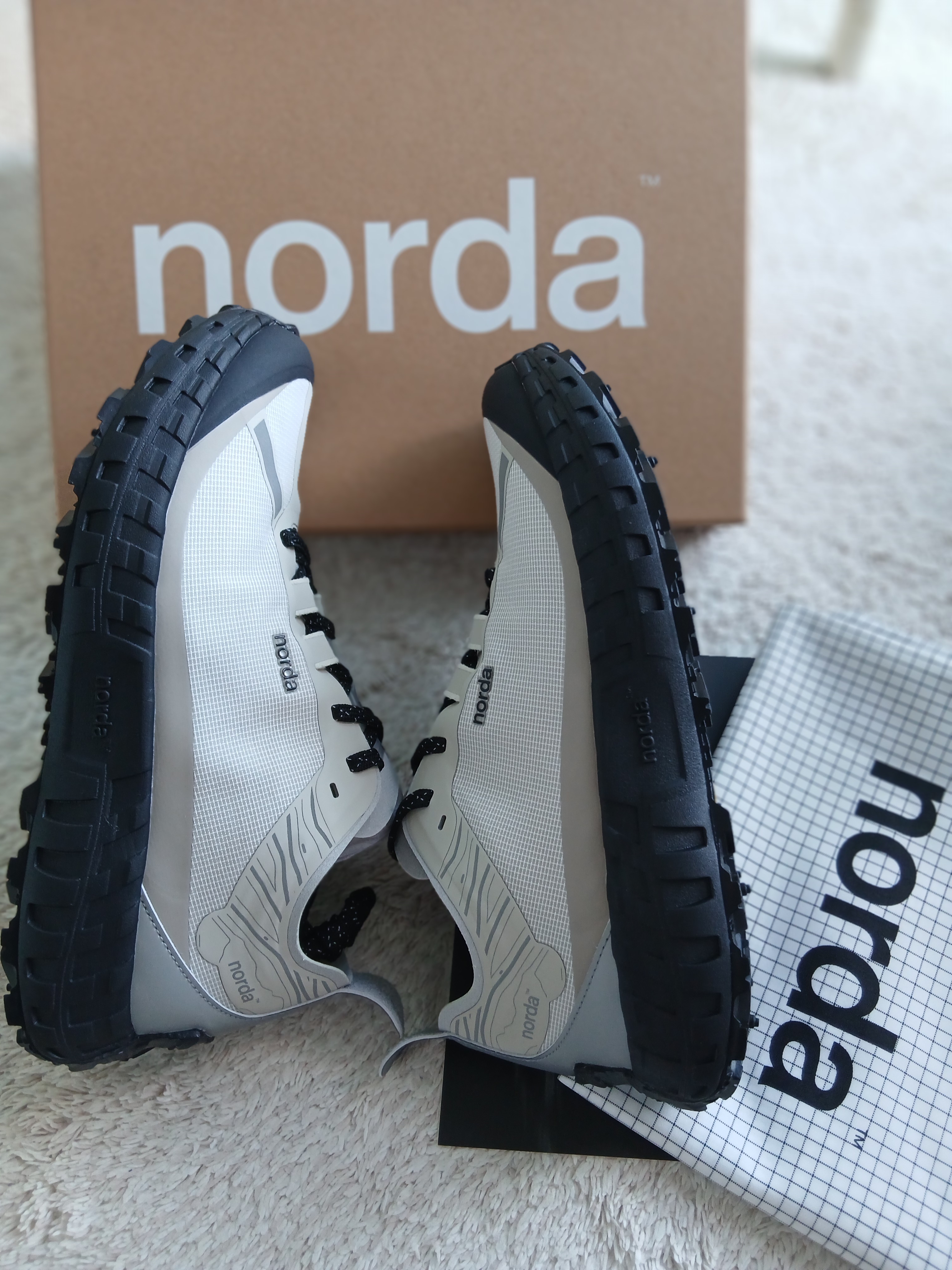 Norda 001/A Cinder 착용 스타일 - 6