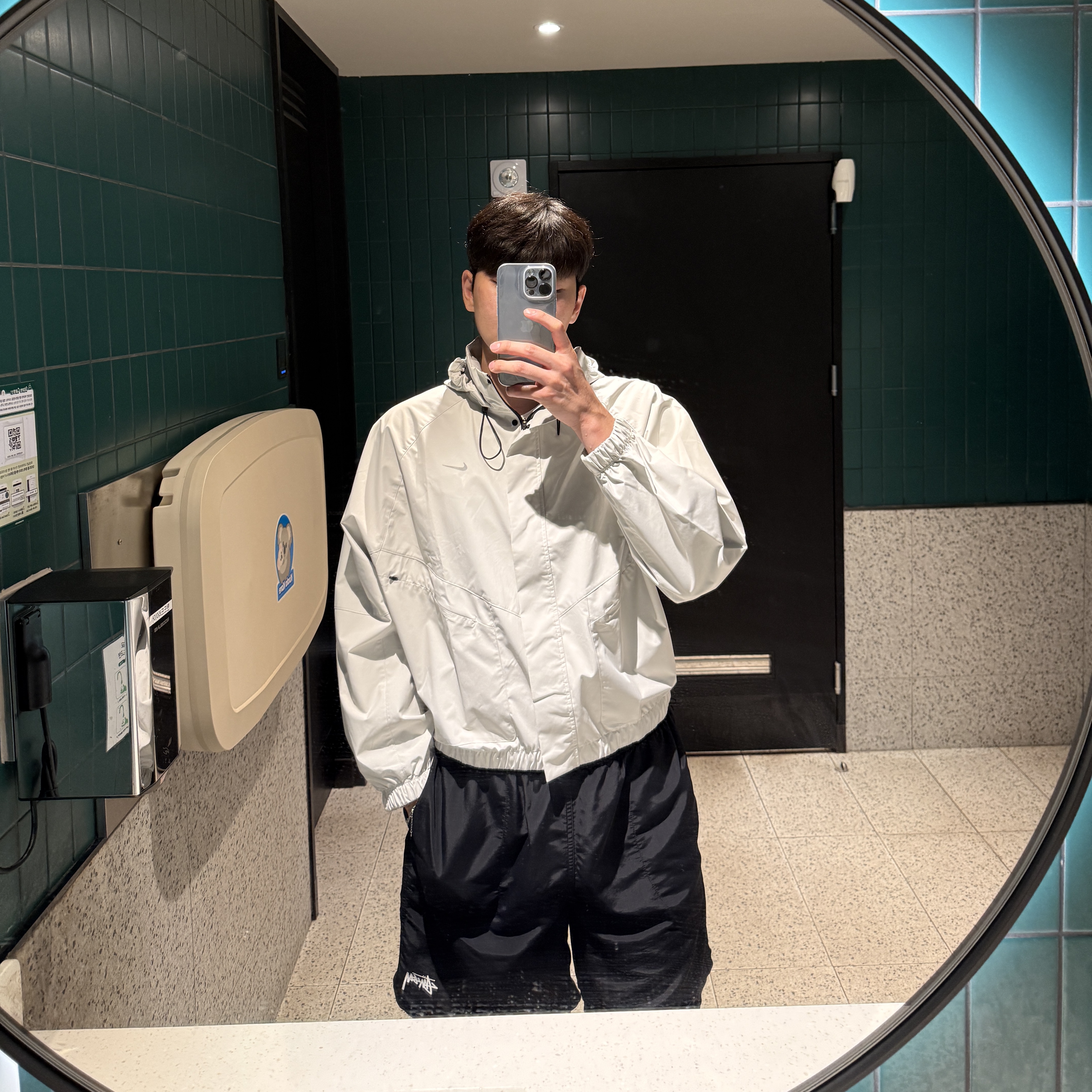 (W) Nike Storm Fit Swift Running Jacket Pale Ivory - Asia, Stussy Stock Water Shorts Black 착용 스타일 - 2