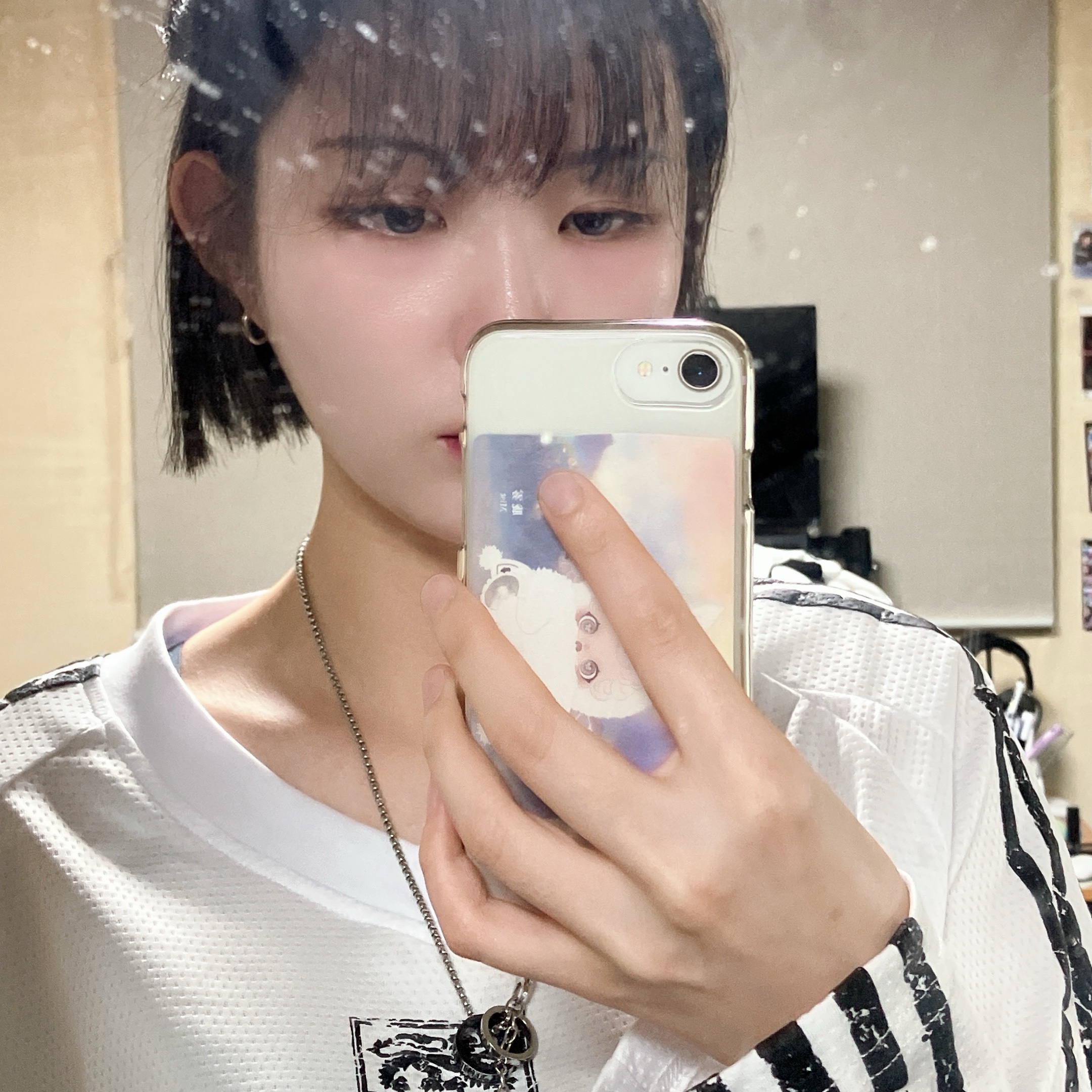 NOMANUAL Cracked Line Long Sleeve Uniform White, Adidas Adilette Clog Black White 착용 스타일 - 3