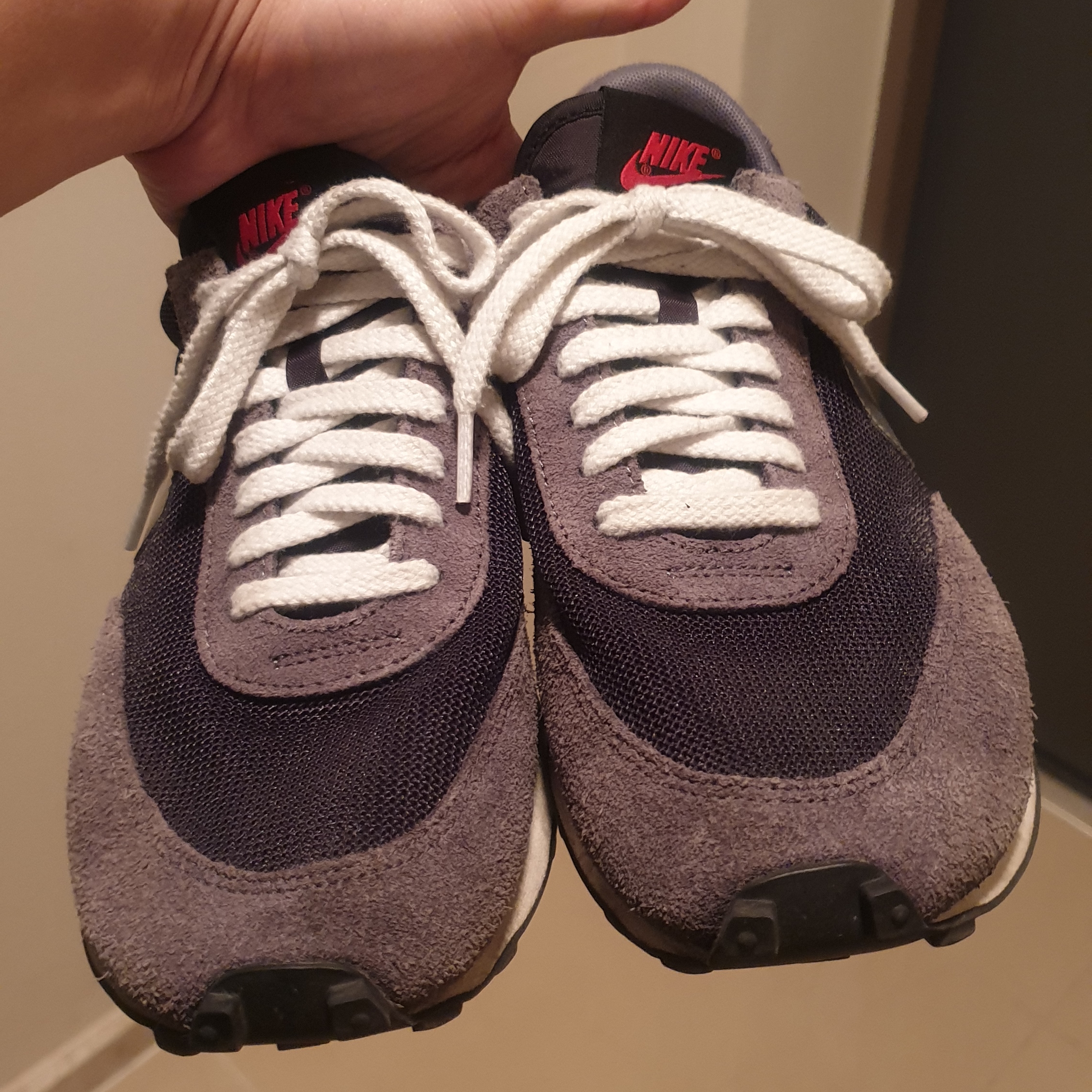Nike Daybreak SP Black Metallic Silver 착용 스타일