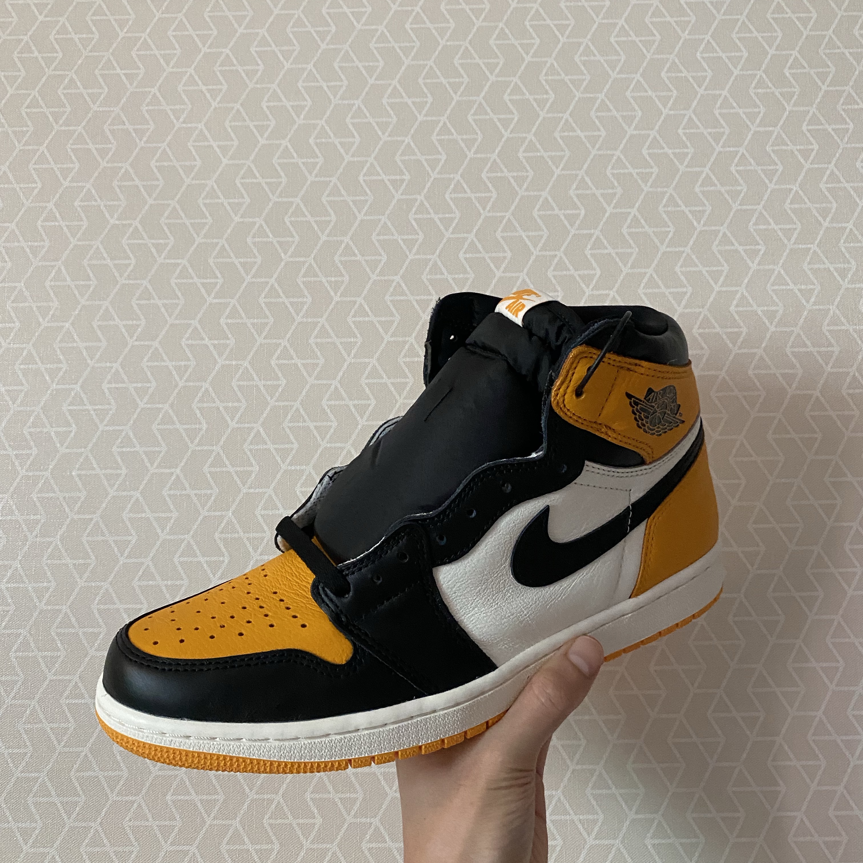 Jordan 1 Retro High OG Taxi 착용 스타일