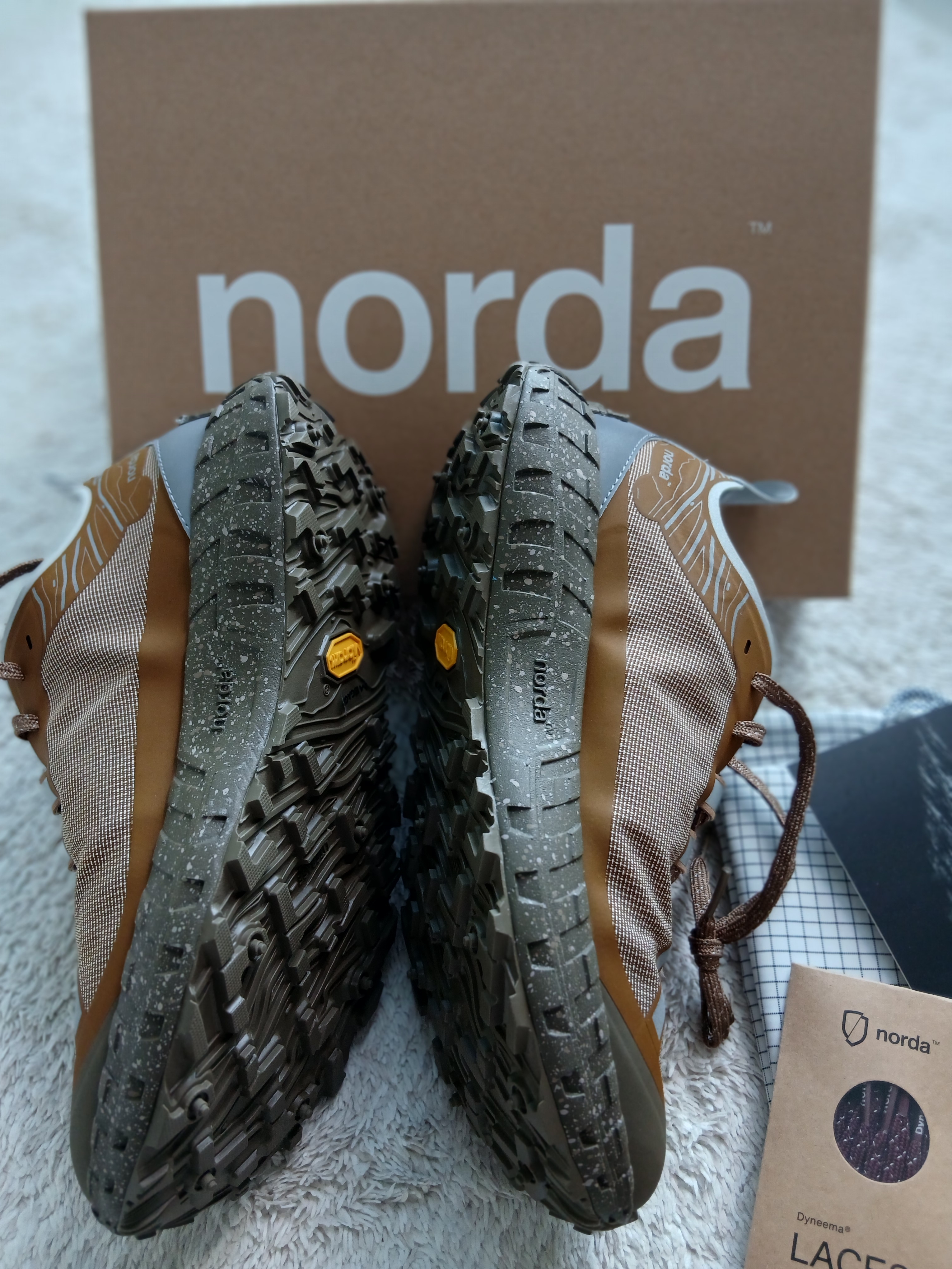 Norda 001A Loam 착용 스타일 - 5