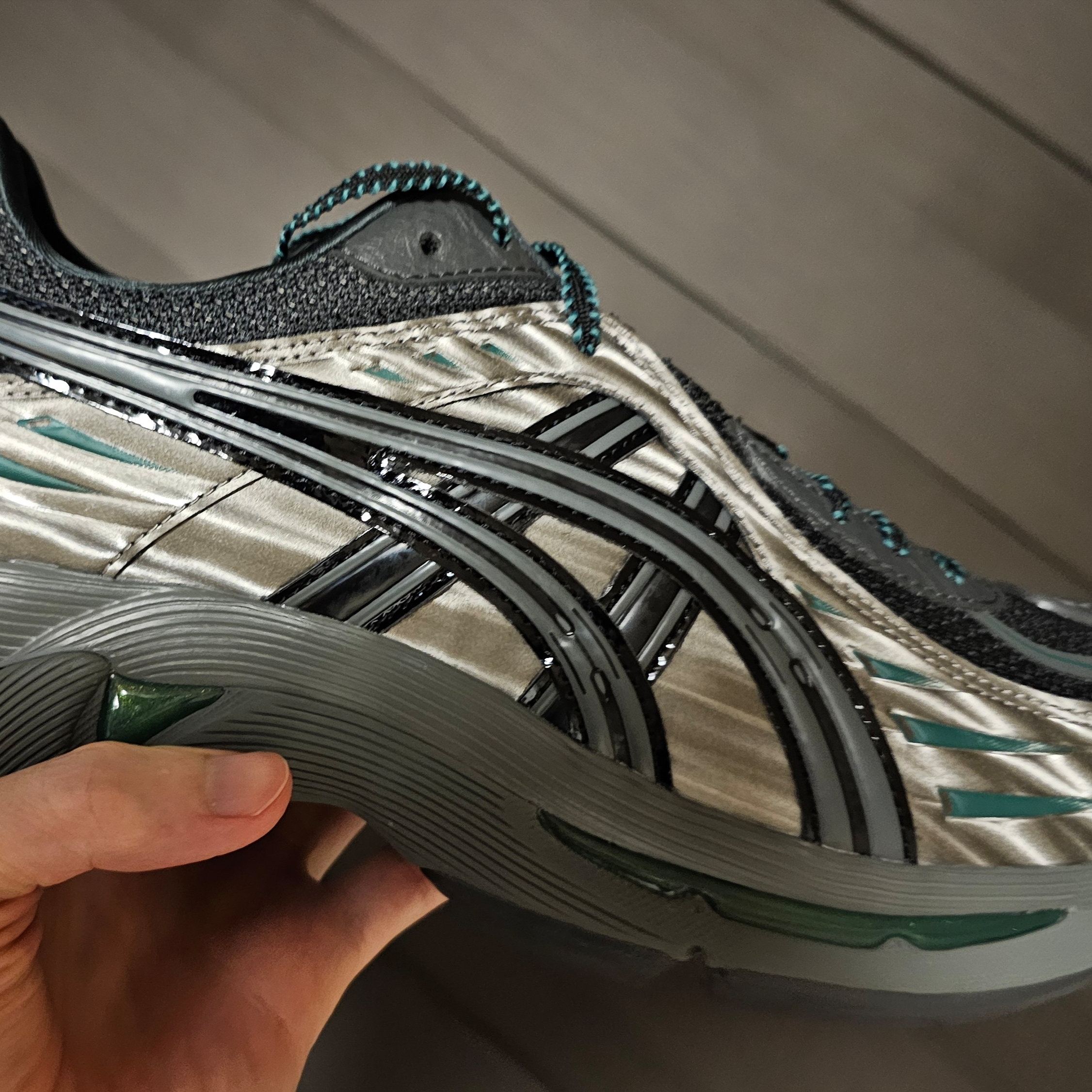 (W) Asics x Kiko Kostadinov Gel-Flammae Grey Black 착용 스타일