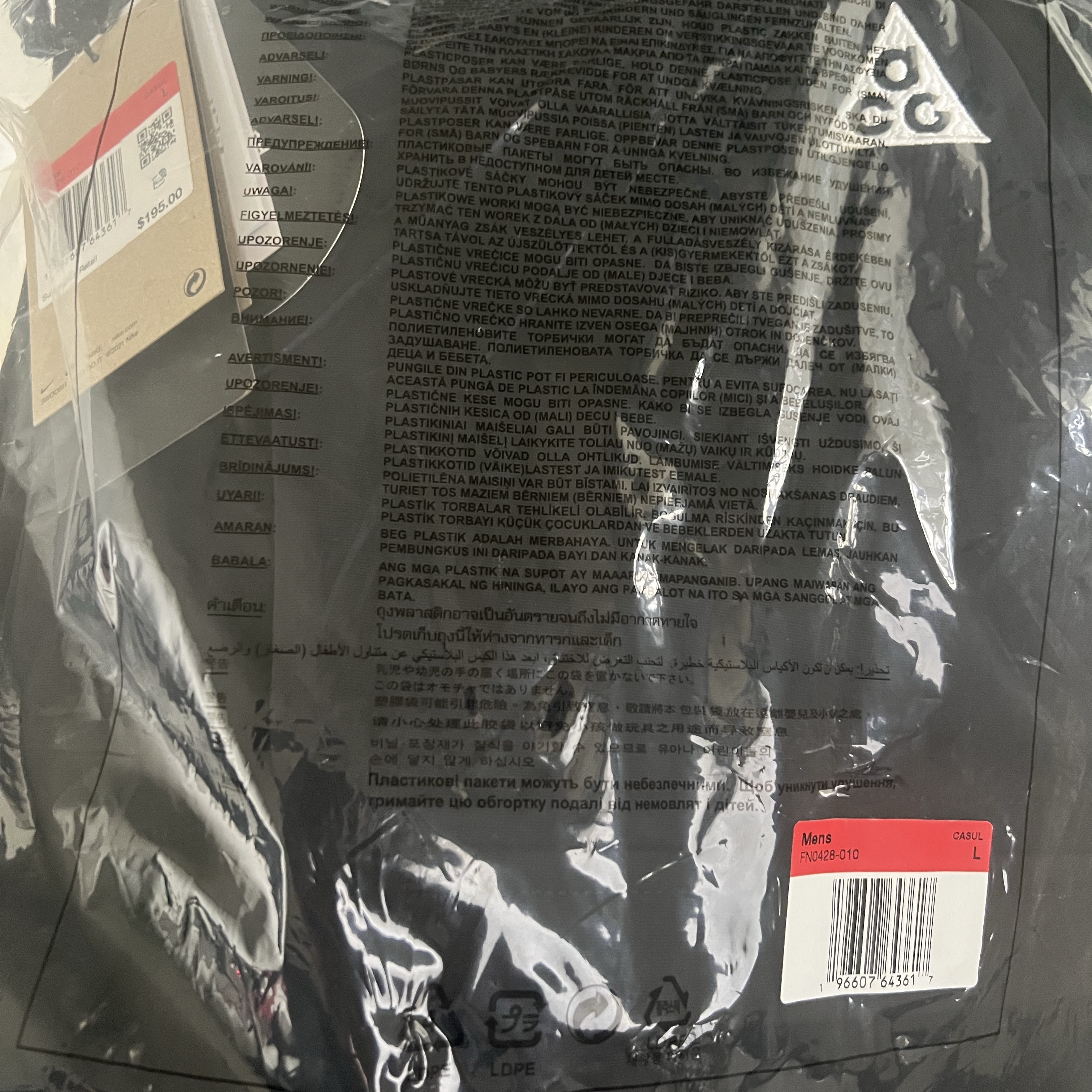Nike ACG Smith Summit Cargo Pants Black Anthracite - US/EU 착용 스타일