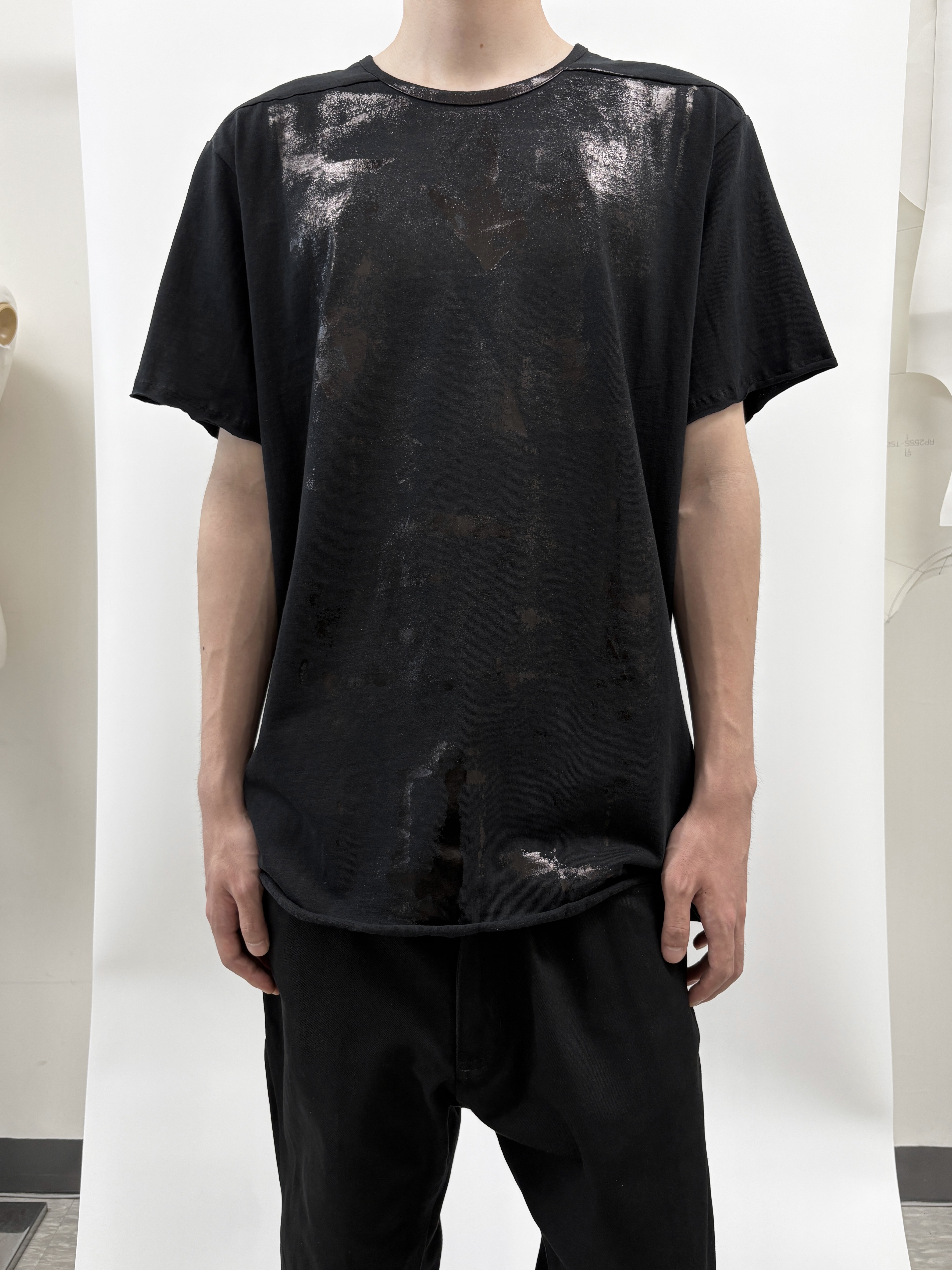 REPINER Mass Black Foil T-Shirt Black, REPINER Voidline T-Shirt Black 착용 스타일 - 1