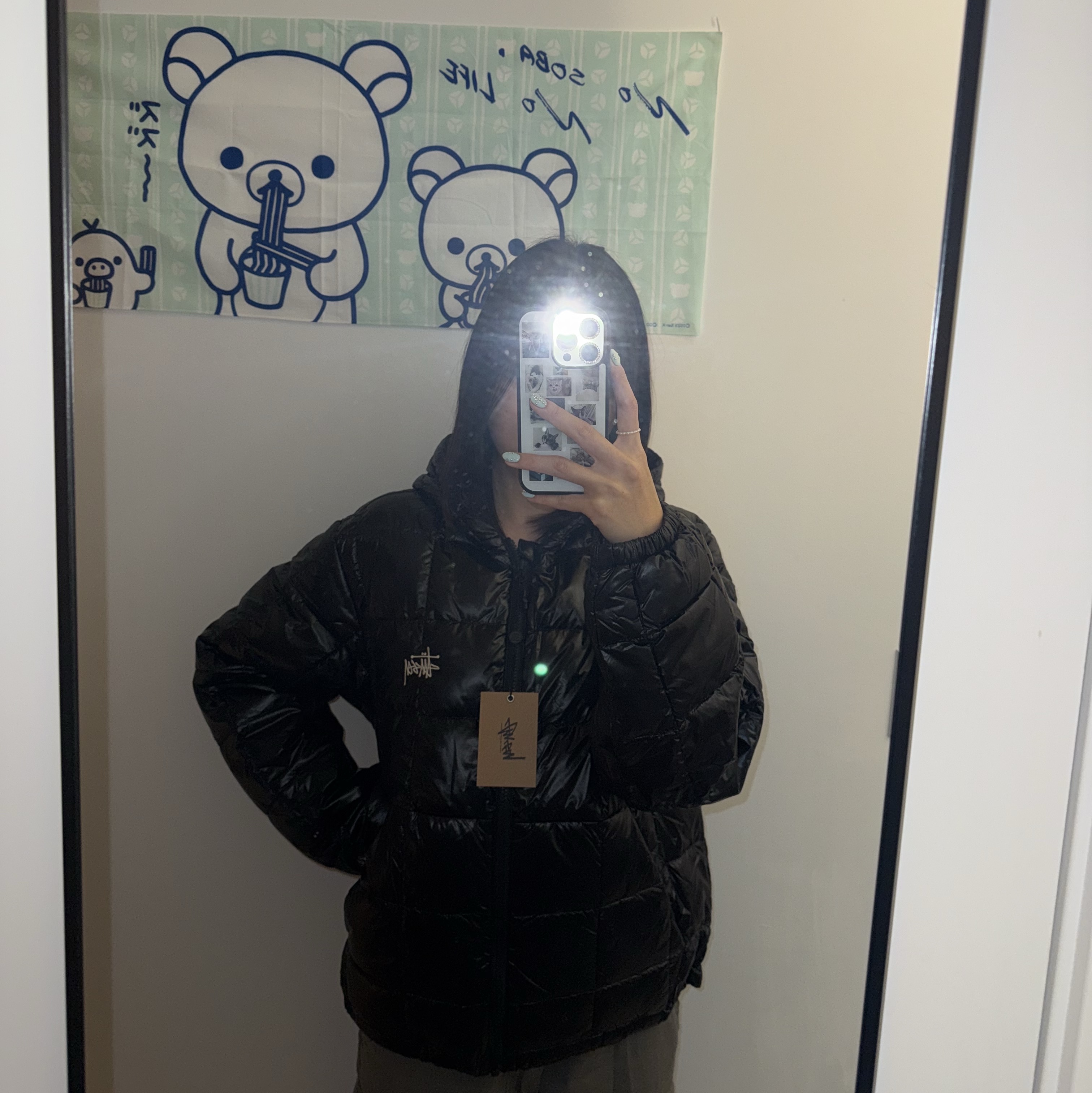 Stussy Midweight Hooded Puffer Black 착용 스타일 - 2