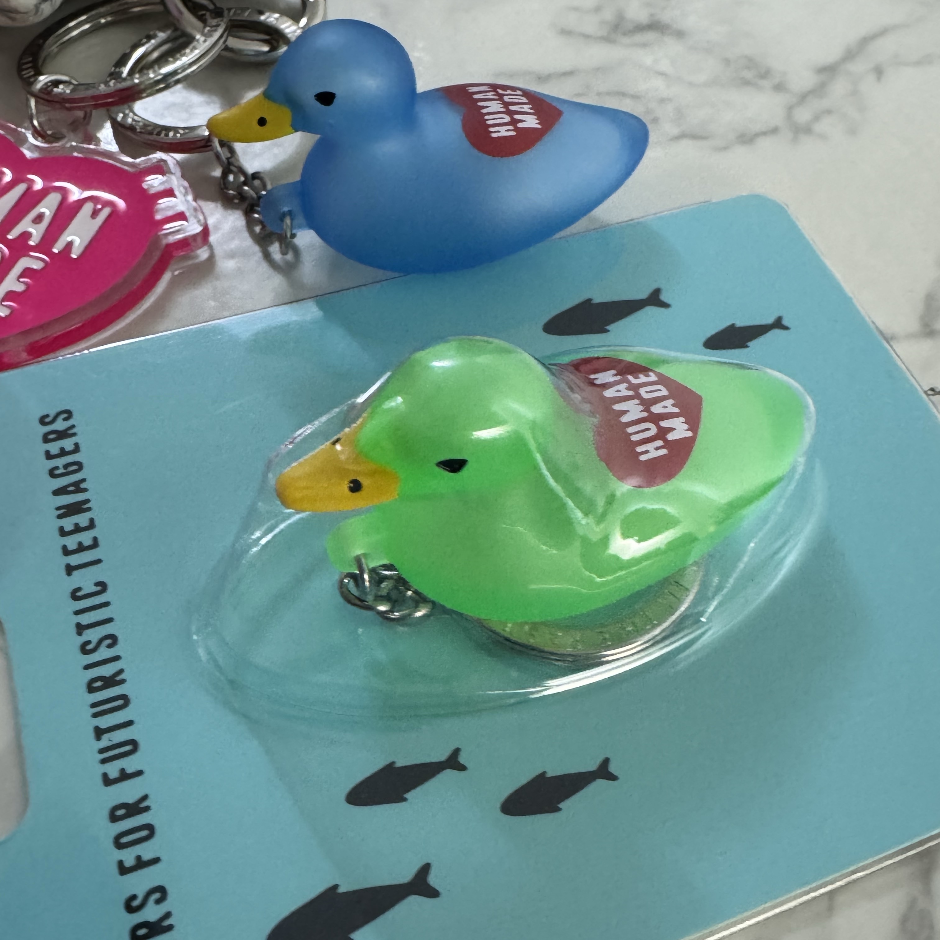 Human Made Duck PVC Key Chain Blue, Human Made Duck PVC Key Chain Green 착용 스타일