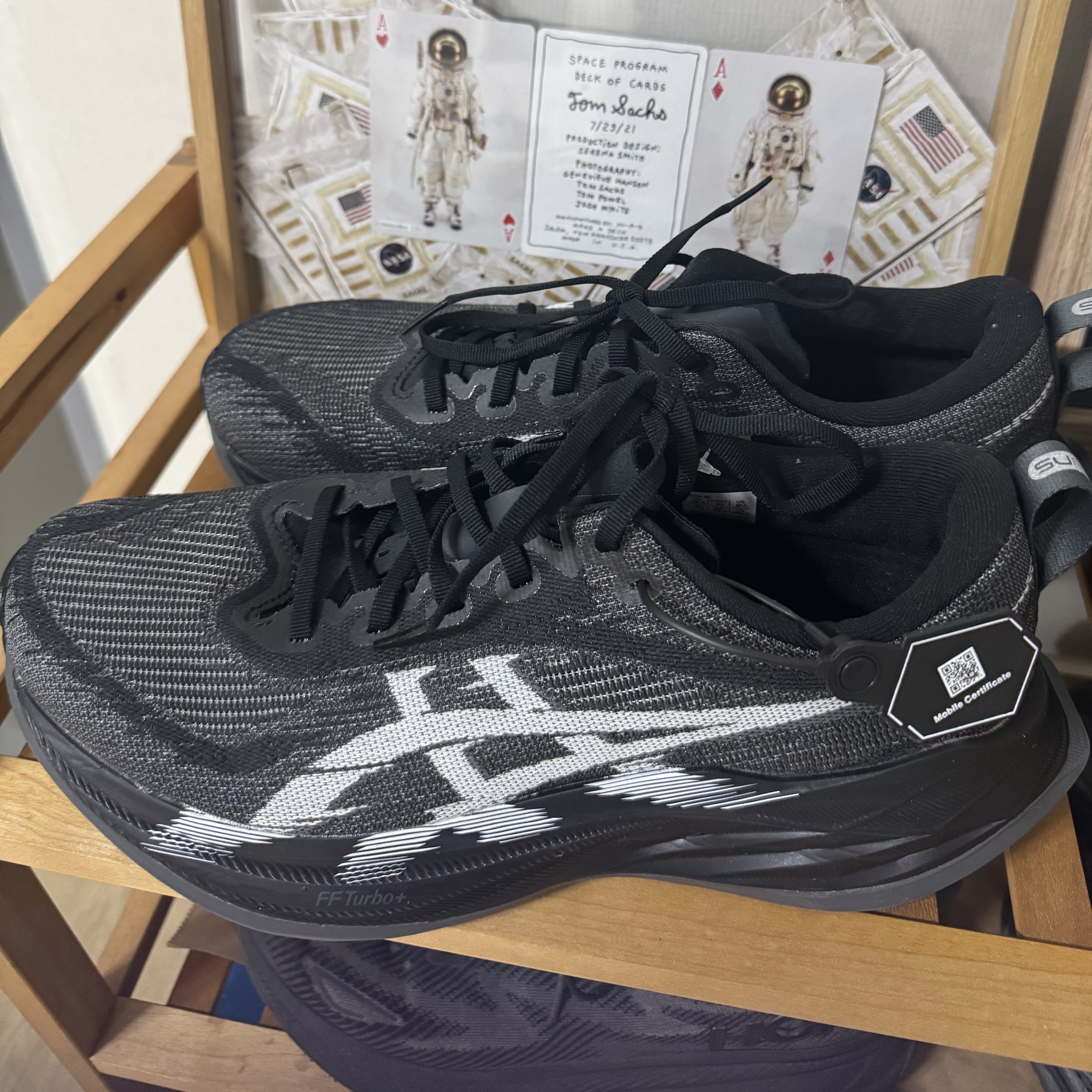 Asics Superblast 2 Black White 착용 스타일