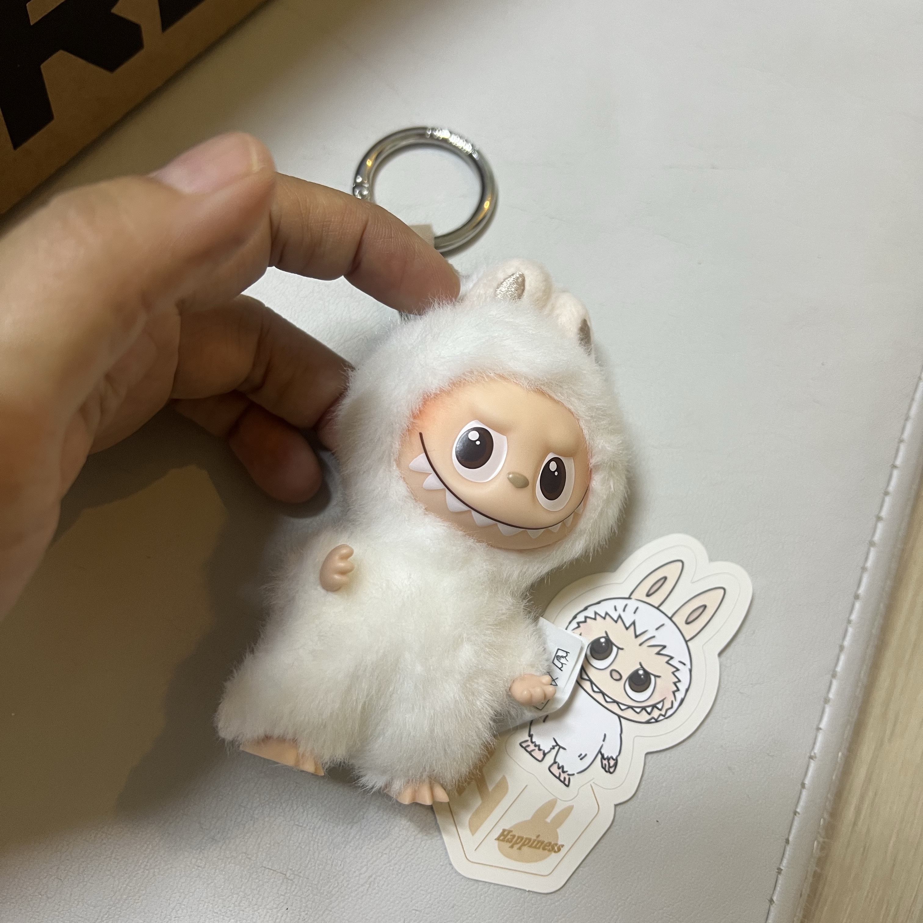 Pop Mart Labubu The Monsters Pin For Love Series Vinyl Plush Pendant Sealed Case (A-M) (1 Blind Box), Pop Mart Labubu The Monsters Pin For Love Series Vinyl Plush Pendant (A-M) H (Opened Case) 착용 스타일