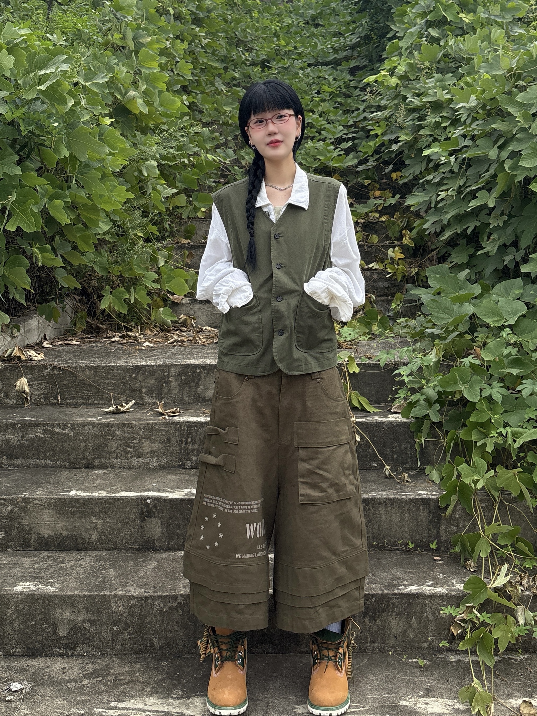 KASINA x Timberland 6 In Premium Vibram GTX Wheat, THRASHER (3Pack) Magazine Logo Crew Socks White 착용 스타일 - 3