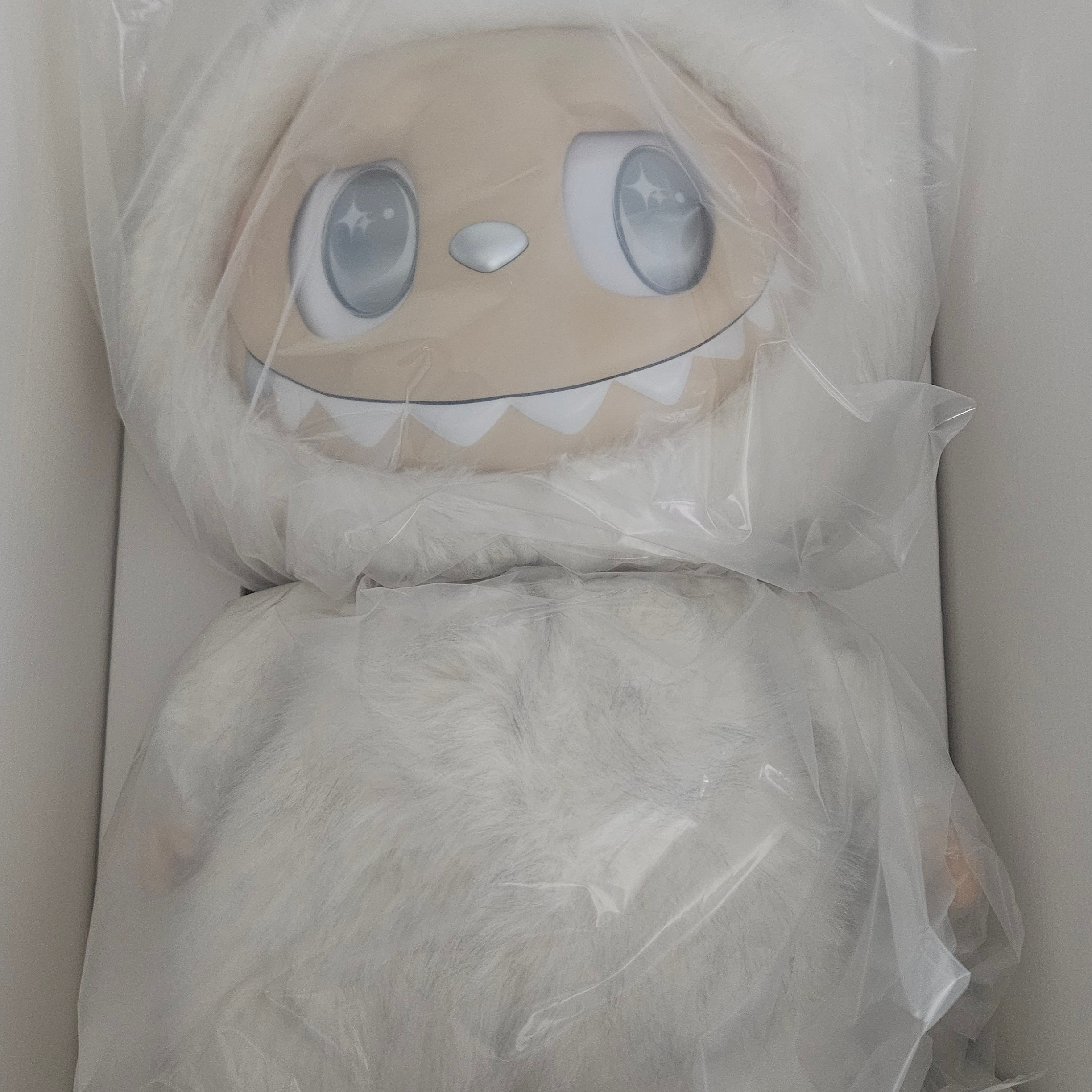 Pop Mart The Monsters Zimomo Angel In Clouds Vinyl Face Doll 착용 스타일 - 2