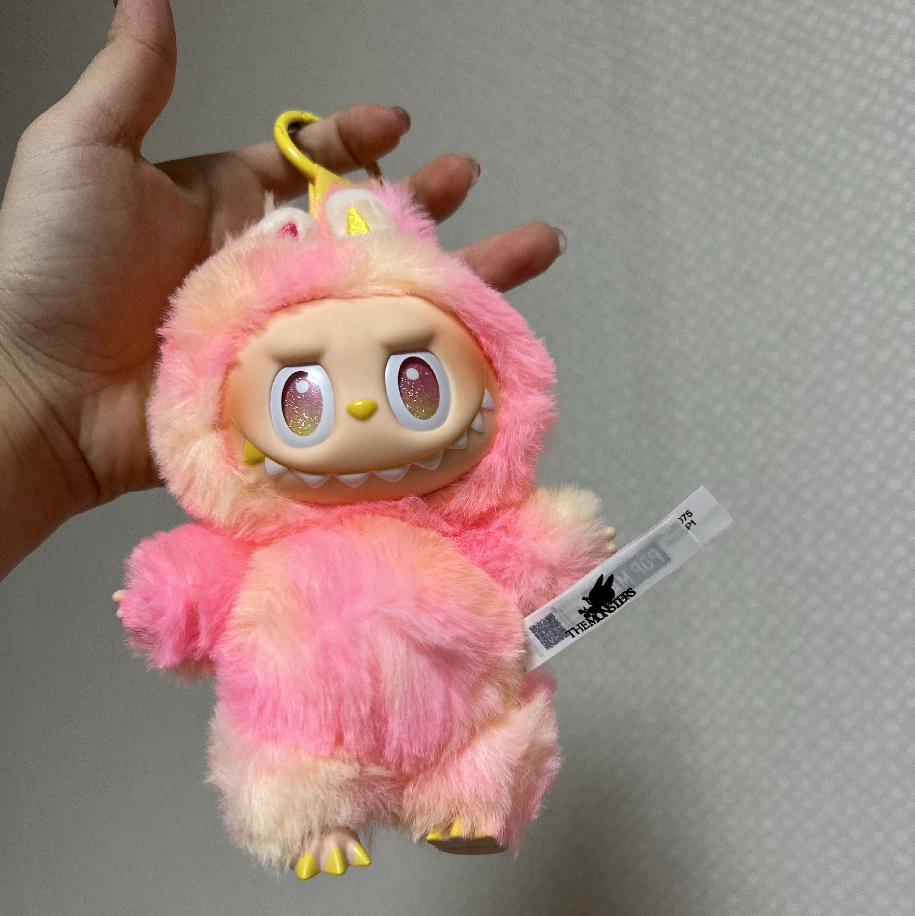 Pop Mart Labubu The Monsters Highlight Series Sealed Case (1 Blind Box) 착용 스타일 - 2