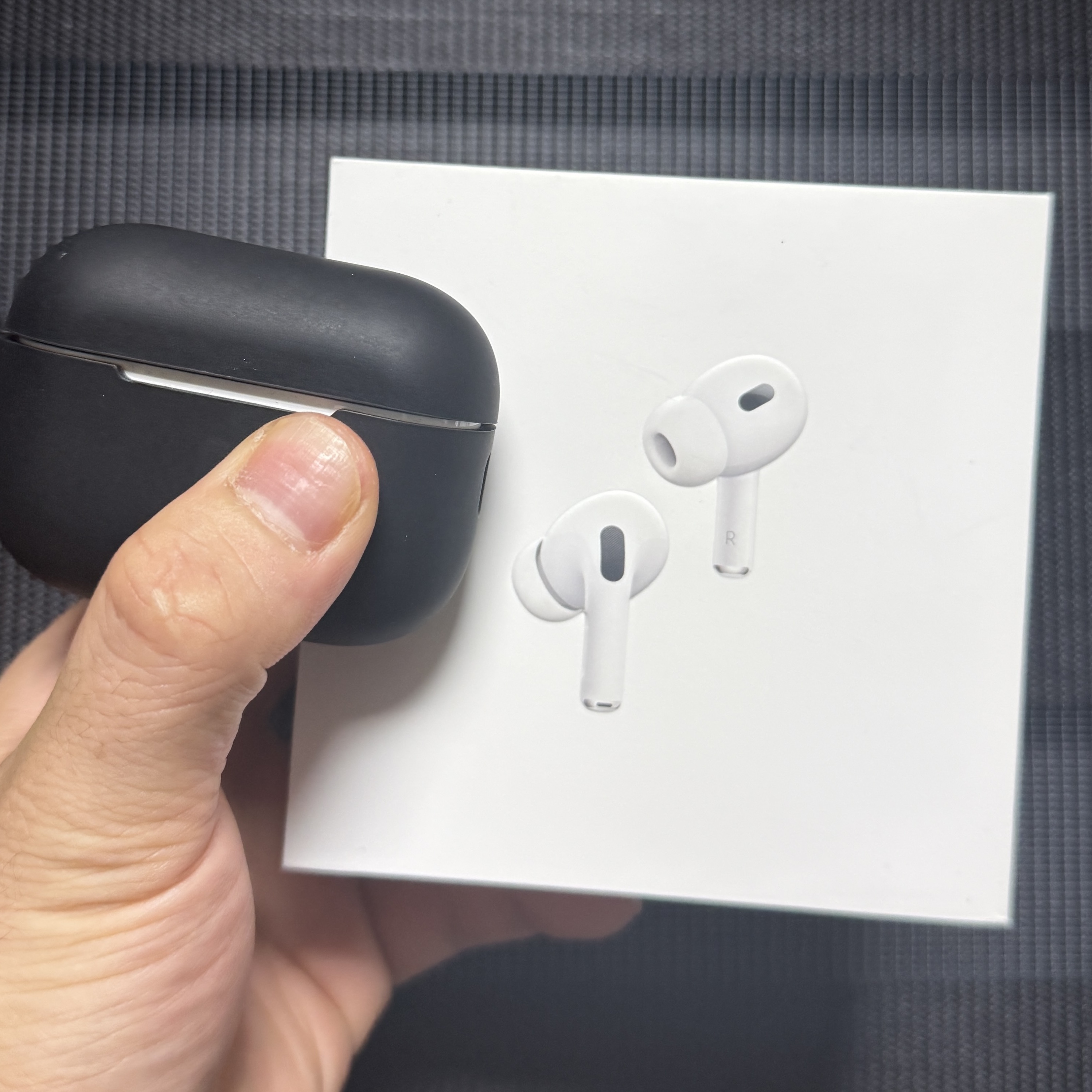 Apple Airpods Pro 2nd Gen with MagSafe Charging Case USB C (Korean Ver.) 착용 스타일