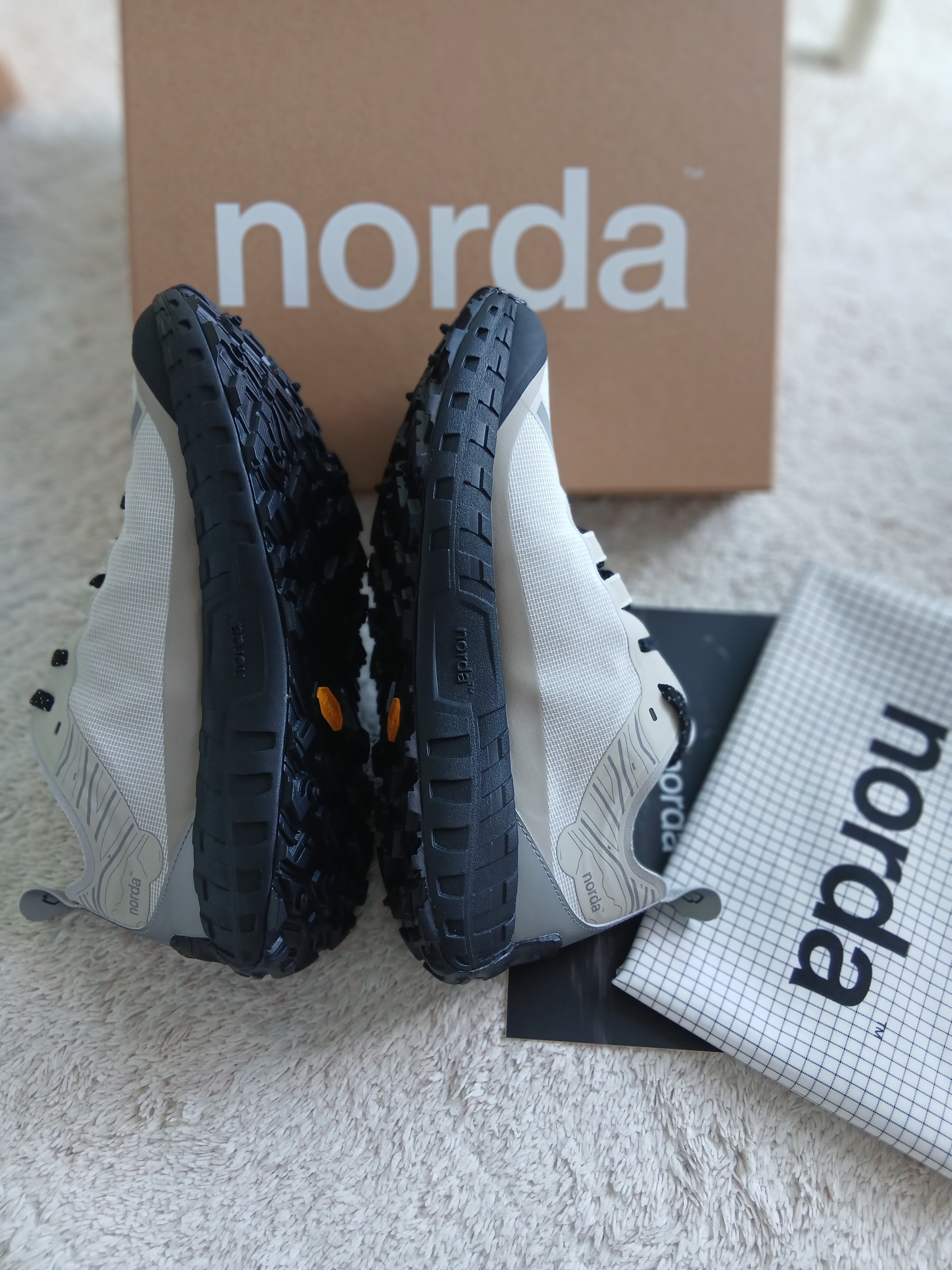 Norda 001/A Cinder 착용 스타일 - 7