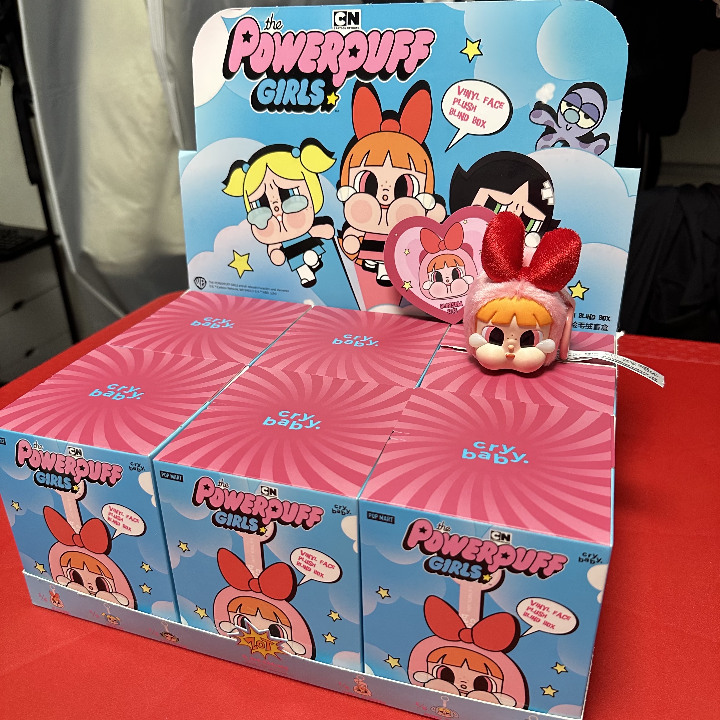 Pop Mart Crybaby x Powerpuff Girls Series Keyring Sealed Case (6 Blind Boxes), Pop Mart Crybaby x Powerpuff Girls Series Keyring Blossom (Opened Case) 착용 스타일 - 1