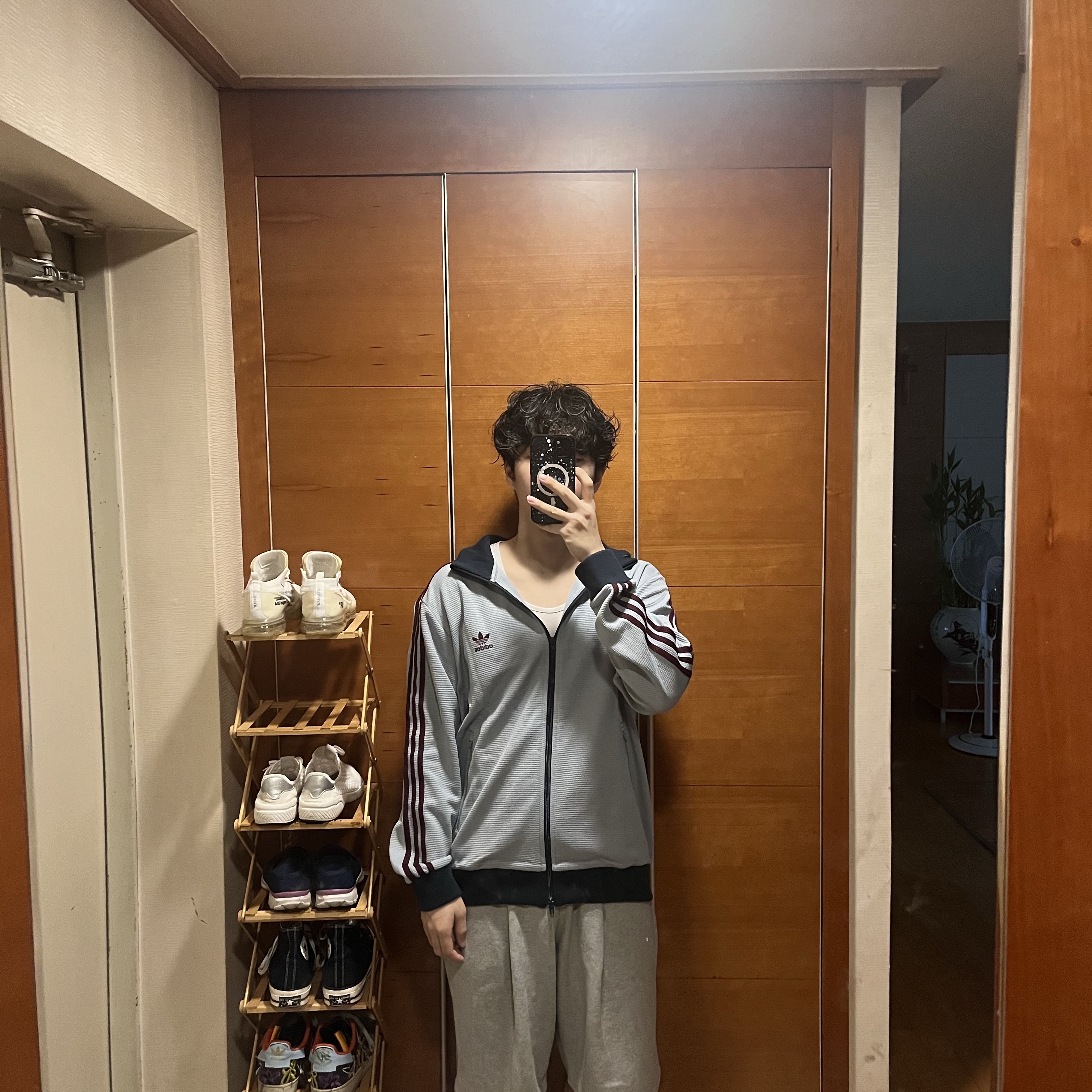 Adidas Originals Track Top Light Grey - KR Sizing 착용 스타일 - 1