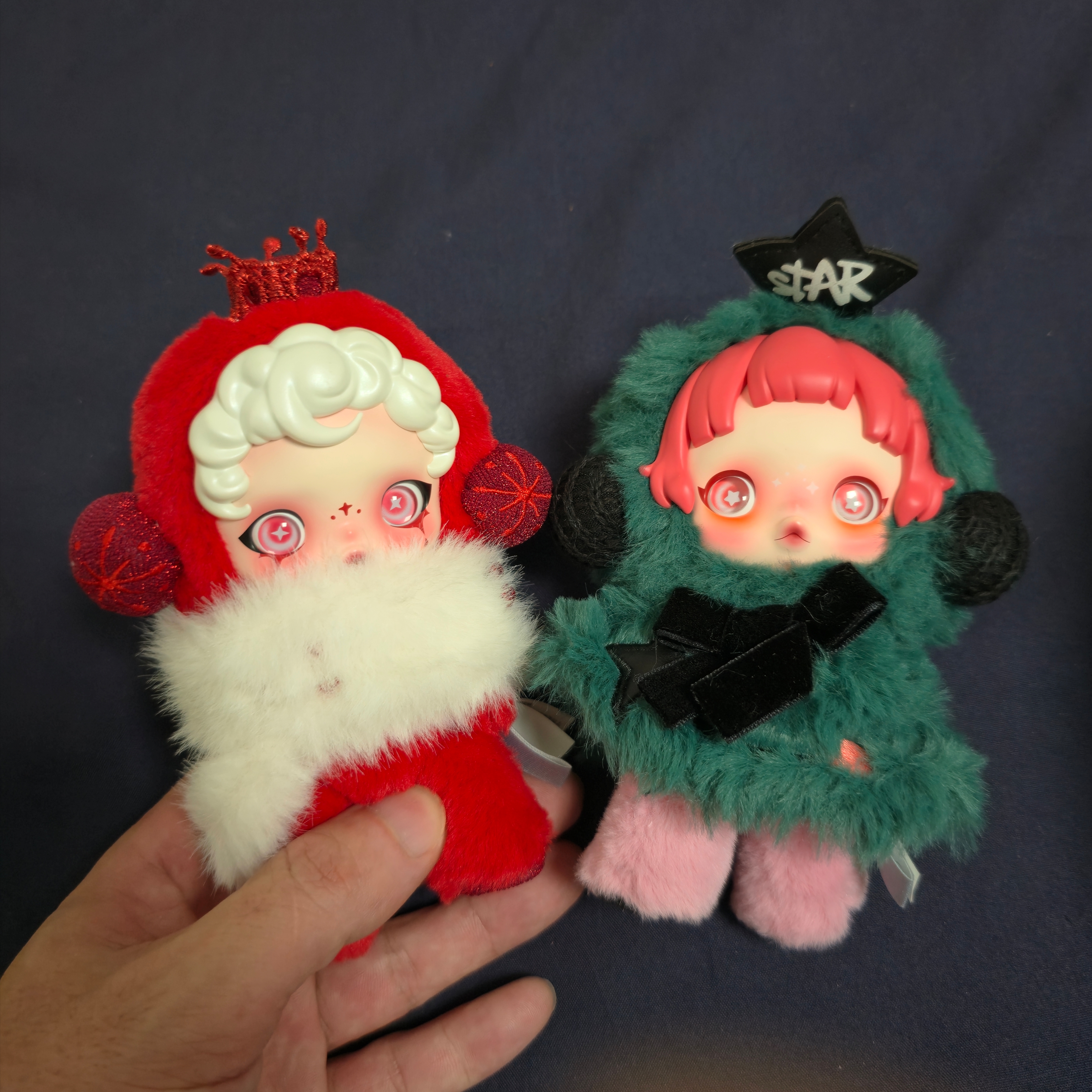 Pop Mart Skullpanda Winter Symphony Series Keyring Symphony of Wishes (Opened Case), Pop Mart Skullpanda Winter Symphony Series Keyring Partita (Opened Case) 착용 스타일