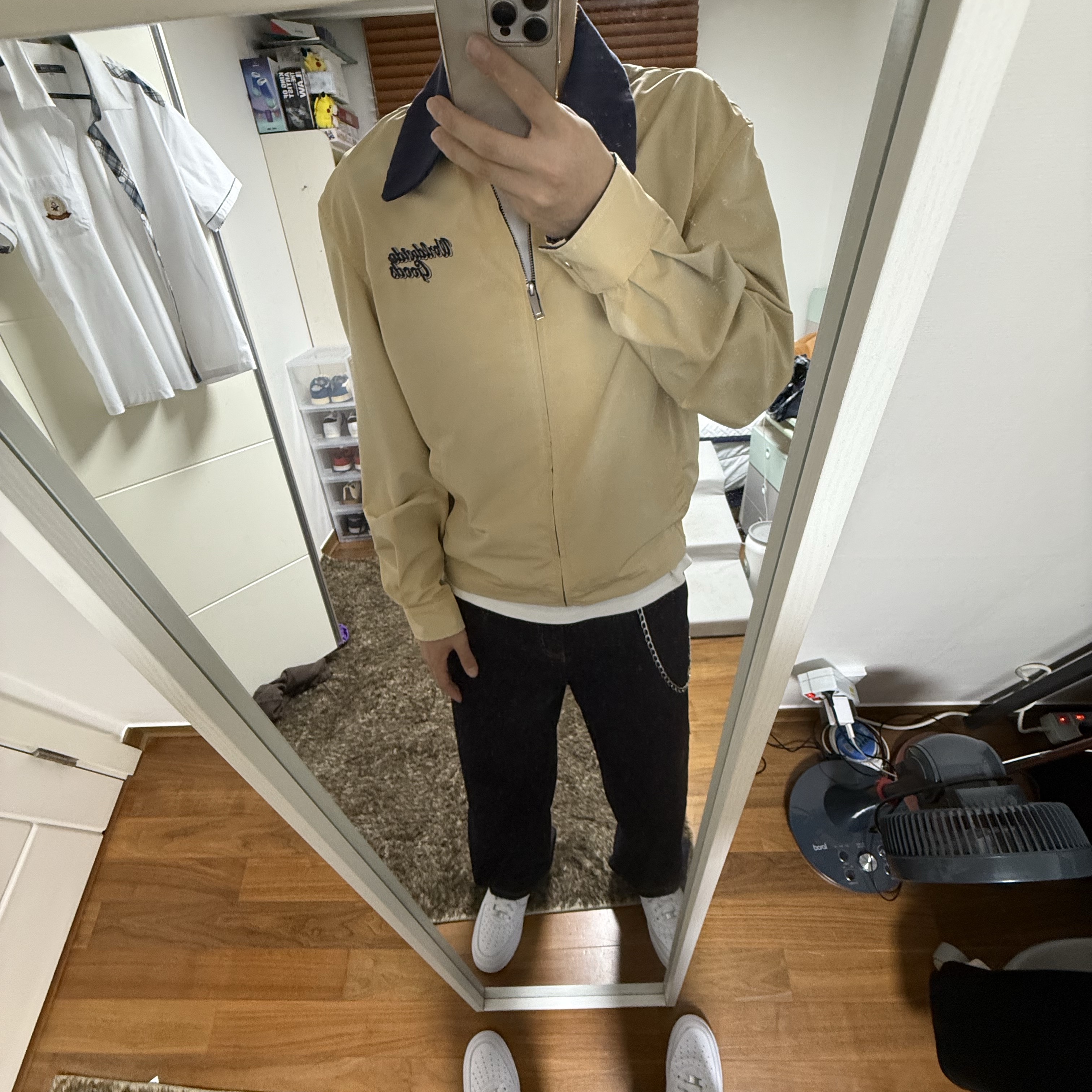 Suade Baggy Denim Raw Indigo, Nike x Supreme Air Force 1 Low White 착용 스타일