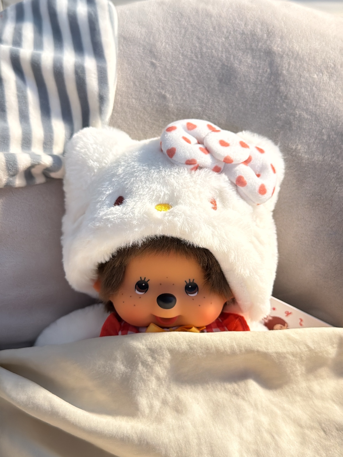 Monchhichi x Hello Kitty Gingham Check S Doll, Monchhichi x Hello Kitty Gingham Check S Doll Brown 착용 스타일 - 3