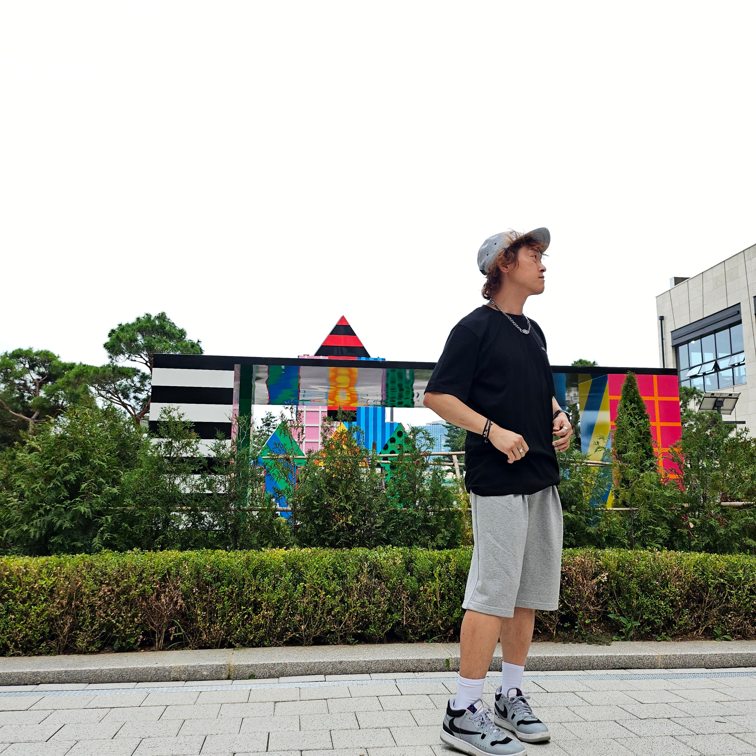Nike Fly Unstructured Tech Fleece Cap Dark Grey Heather, Nike x Travis Scott Mac Attack SP Light Smoke Grey 착용 스타일 - 2