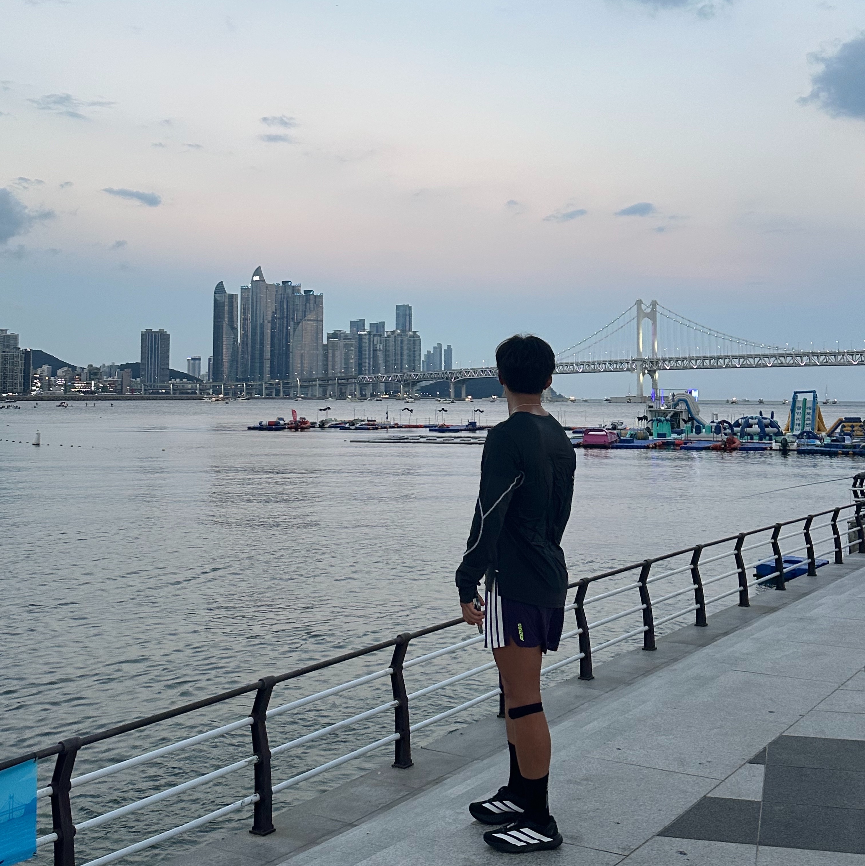Adidas Adizero EVO SL Core Black Cloud White, Adidas Adizero Performance Running Long Sleeve T-Shirt Black - KR Sizing 착용 스타일 - 3