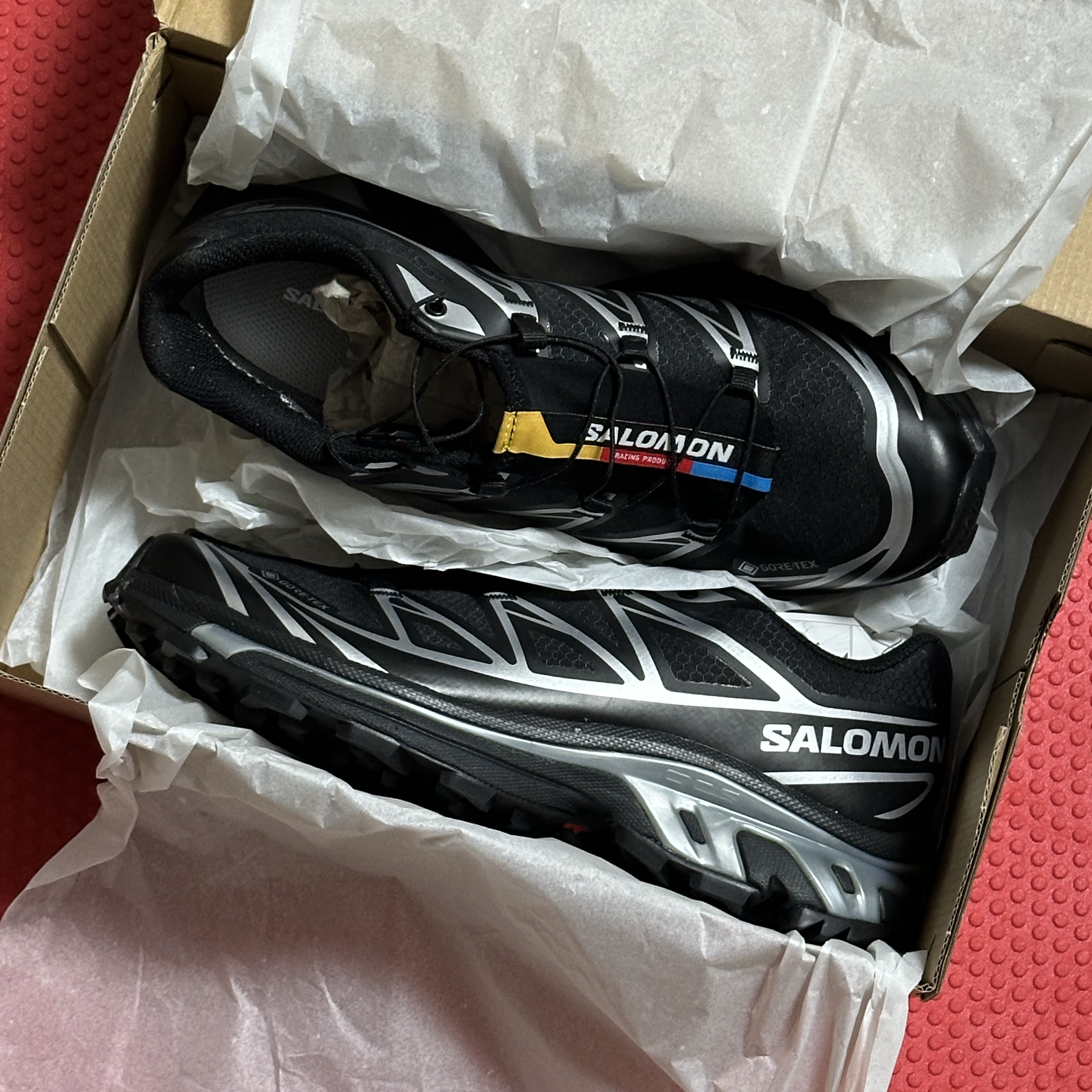 Salomon XT-6 GTX Black Silver 착용 스타일