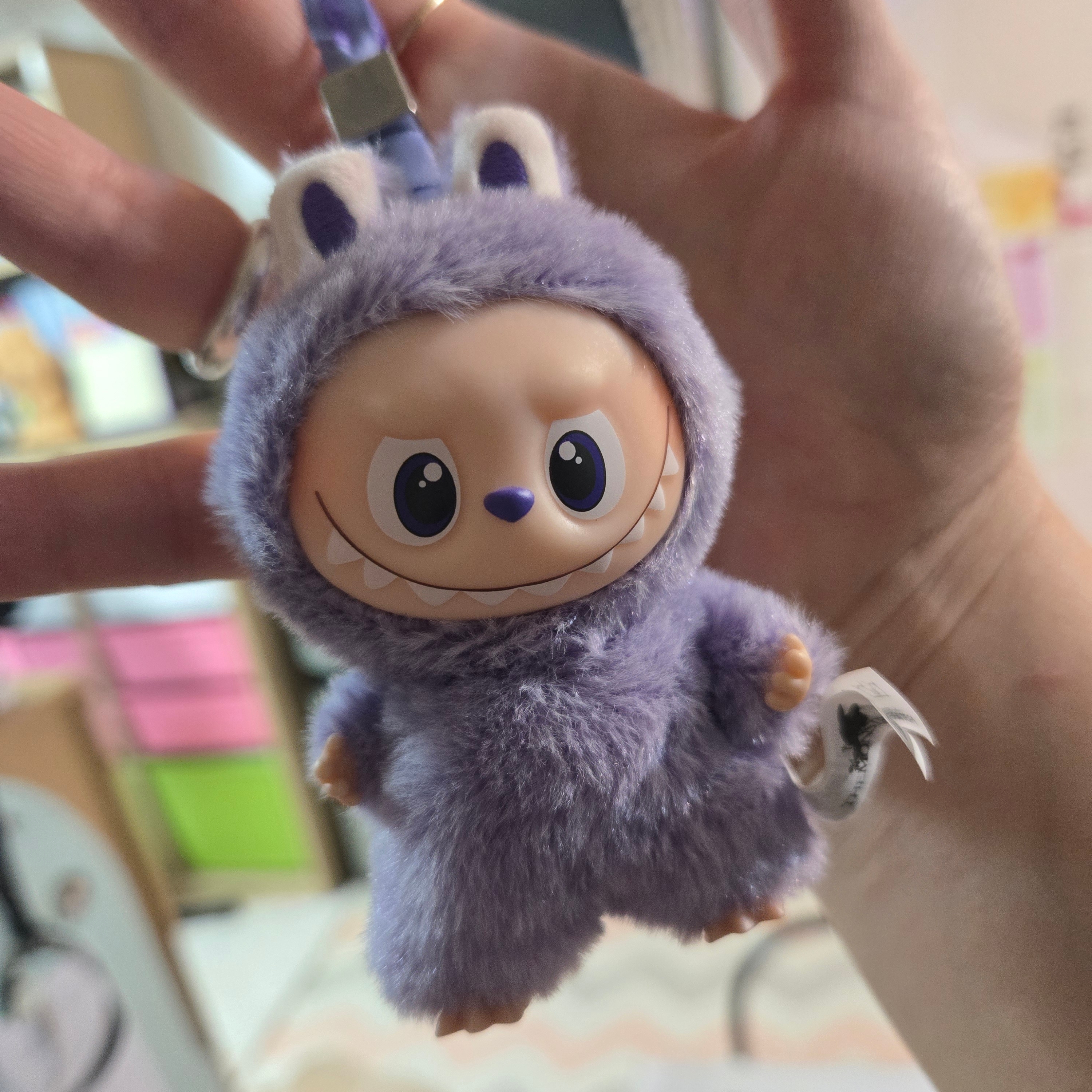 Pop Mart Labubu The Monsters Pin For Love Series Vinyl Plush Pendant (A-M) ? (Opened Case) 착용 스타일