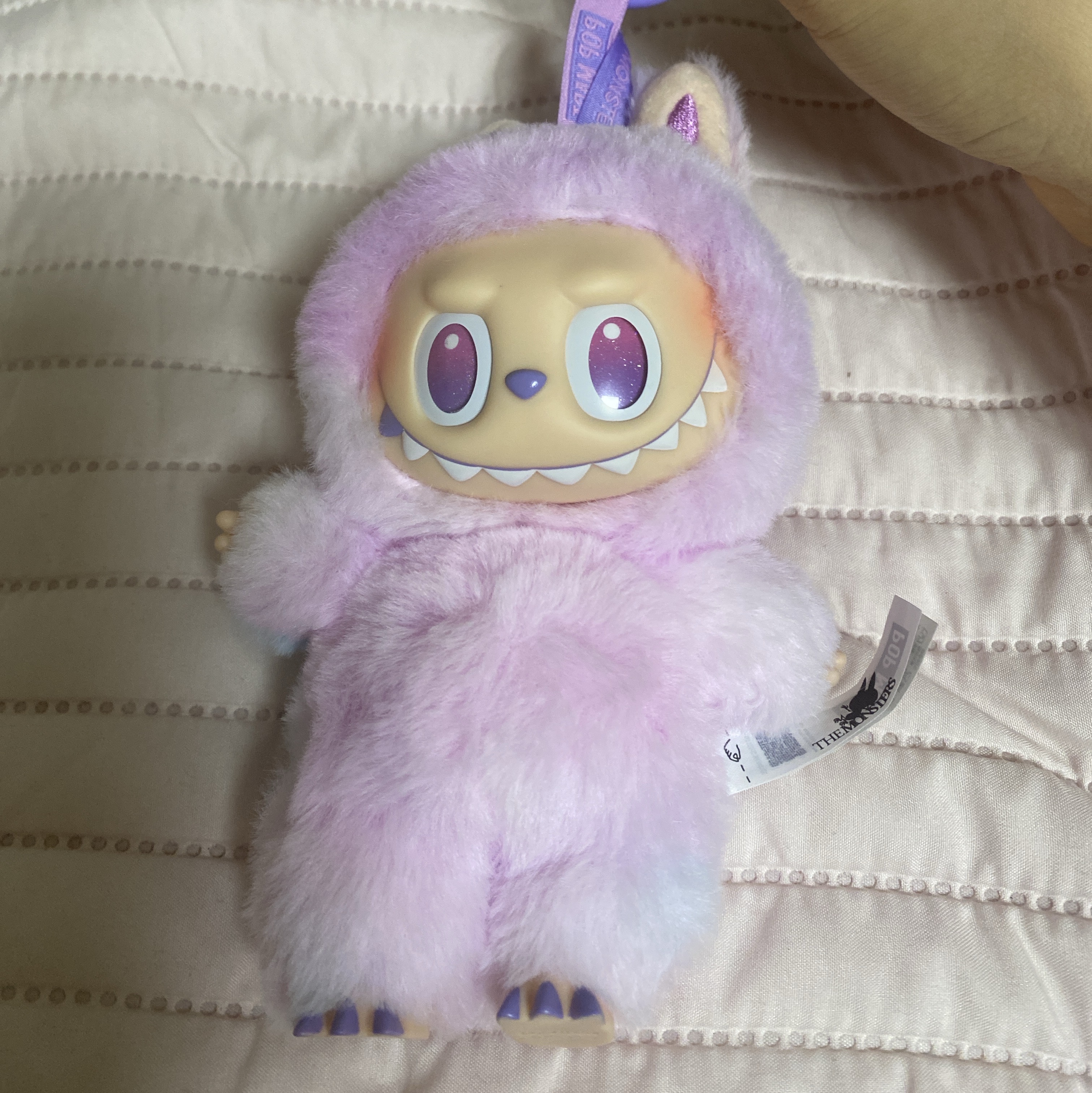 Pop Mart Labubu The Monsters Highlight Series Luck Keyring (Opened Case) 착용 스타일