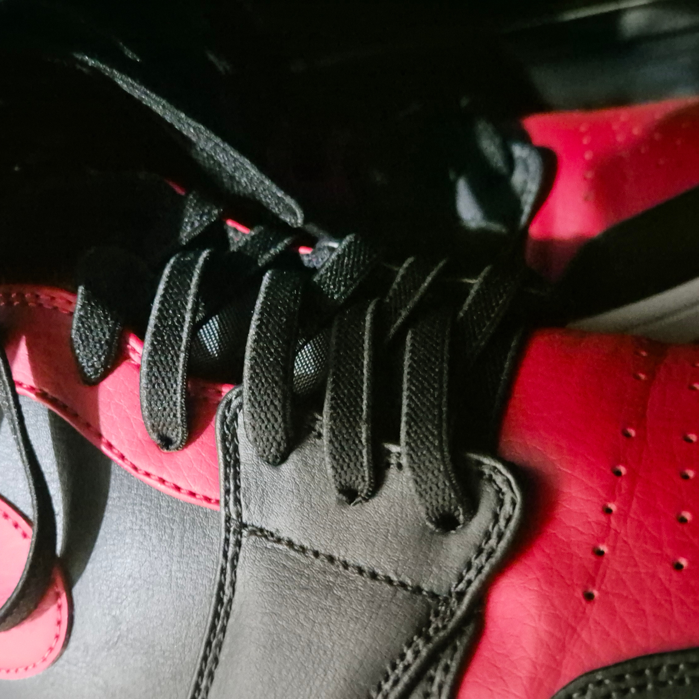 Jordan 1 Mid Bred Banned 2020 착용 스타일