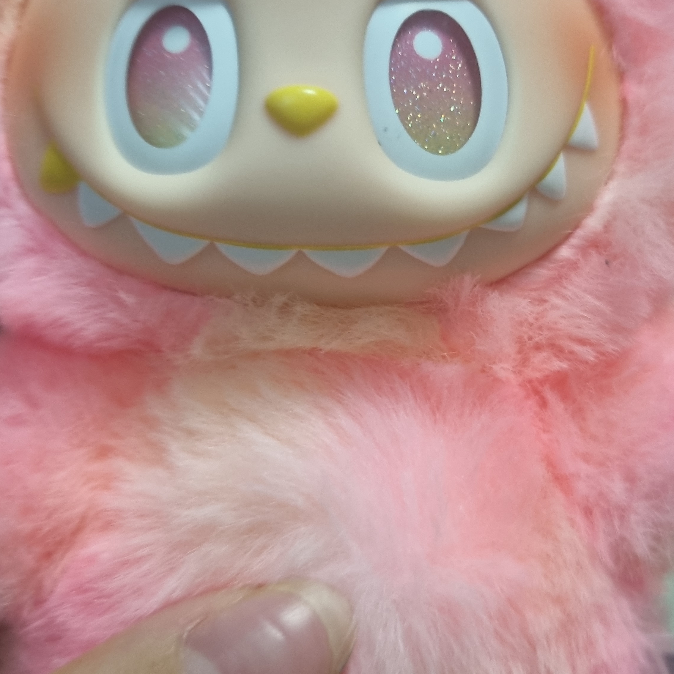 Pop Mart Labubu The Monsters Highlight Series Sealed Case (1 Blind Box) 착용 스타일