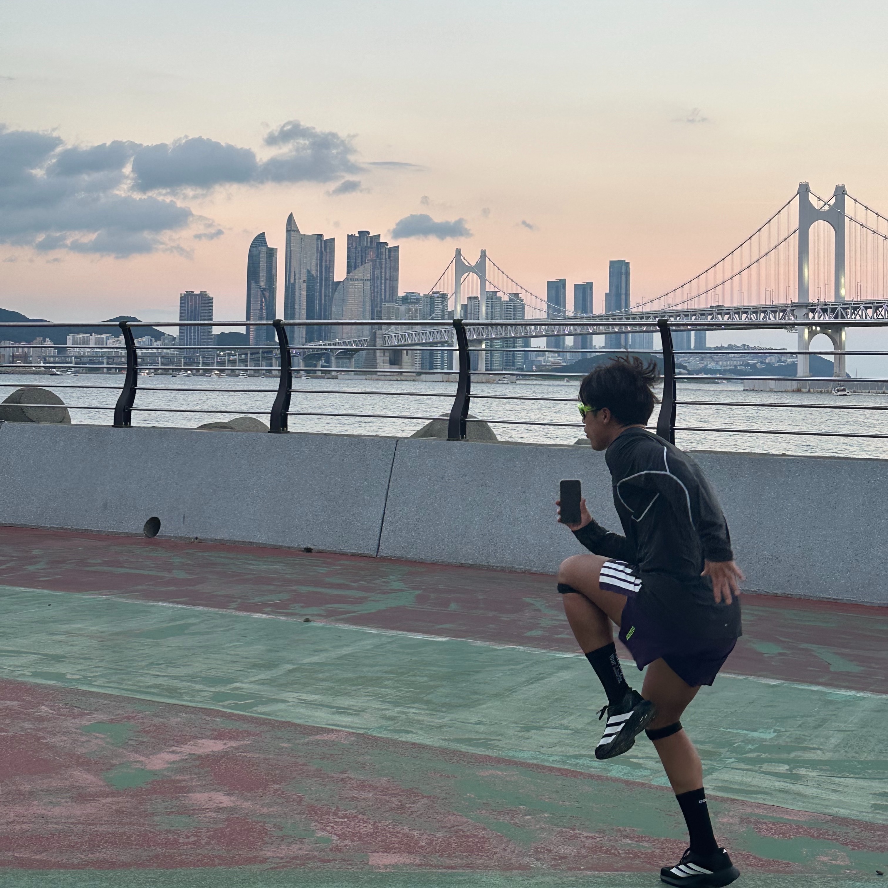 Adidas Adizero EVO SL Core Black Cloud White, Adidas Adizero Performance Running Long Sleeve T-Shirt Black - KR Sizing 착용 스타일 - 2