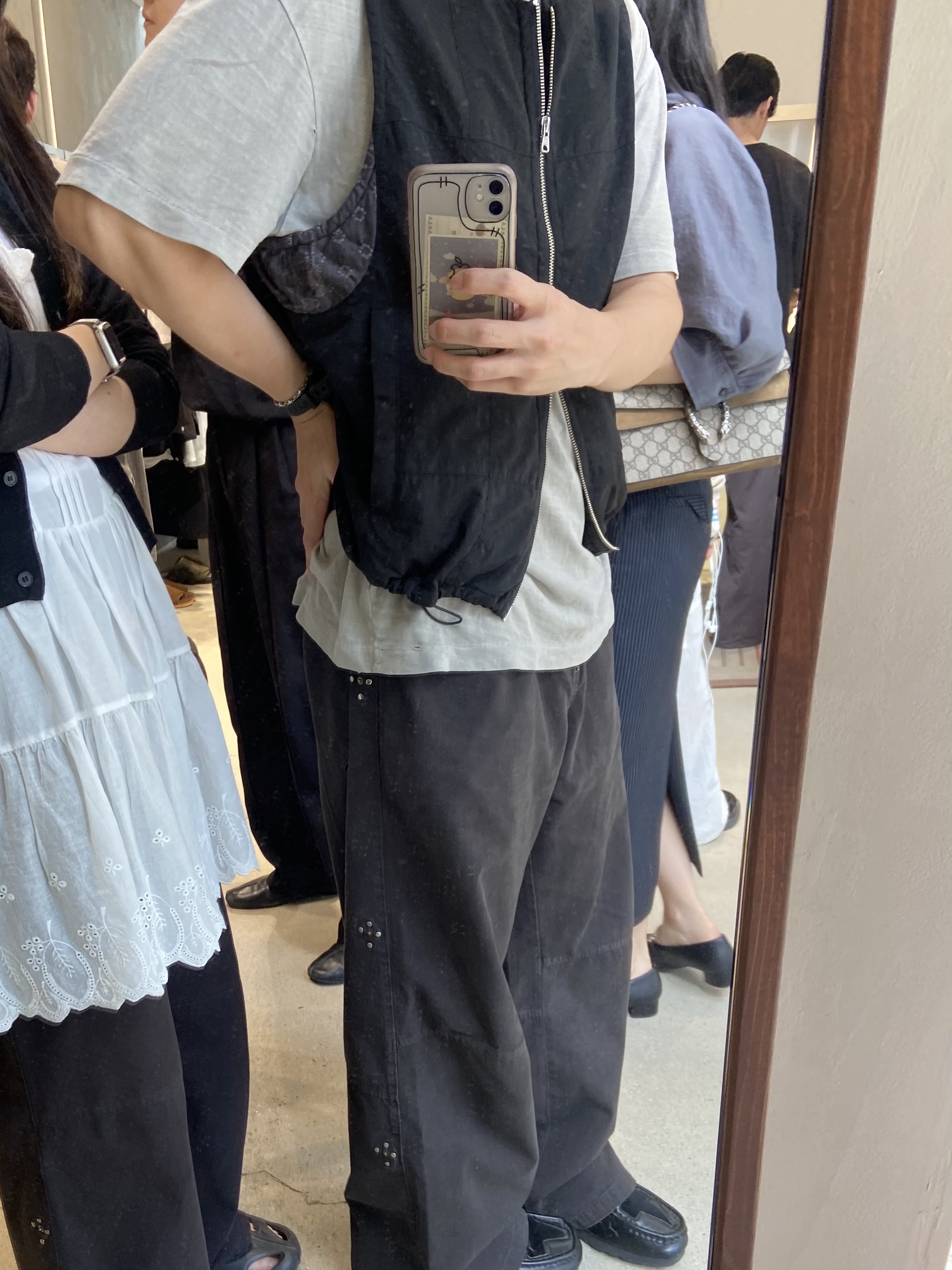 Polyteru Grid Vest (Paisley Patched) Black, Polyteru 1011 Gosima Pants Rivet Flowers Vintage Charcoal 착용 스타일 - 1